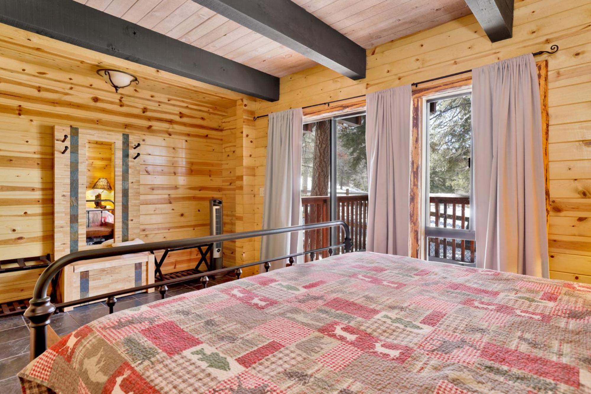 Smith chalet at snow summit #2278