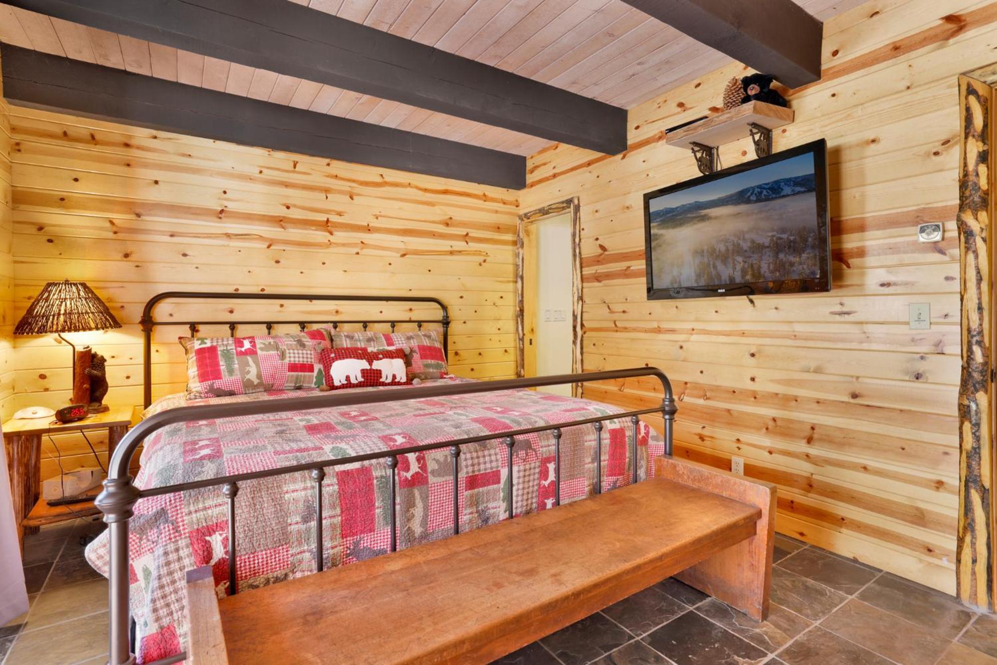 Smith chalet at snow summit #2278