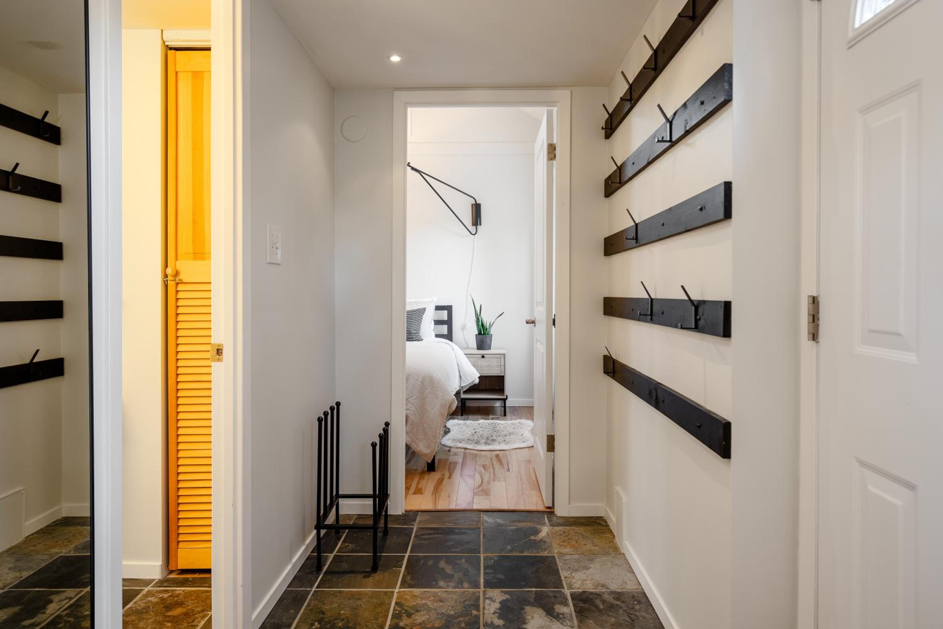 1BR plus Loft in Gondola Village, Creekside, Amazing Patio with Views, Near Gondola, Free Parking
