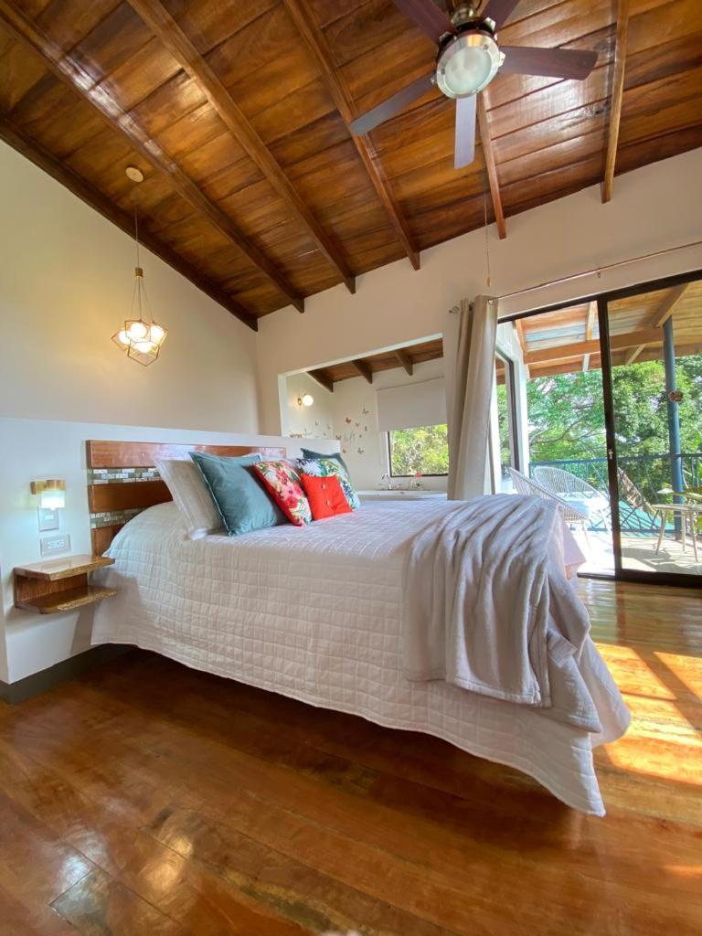 Hotel Villas Flakis, Vela