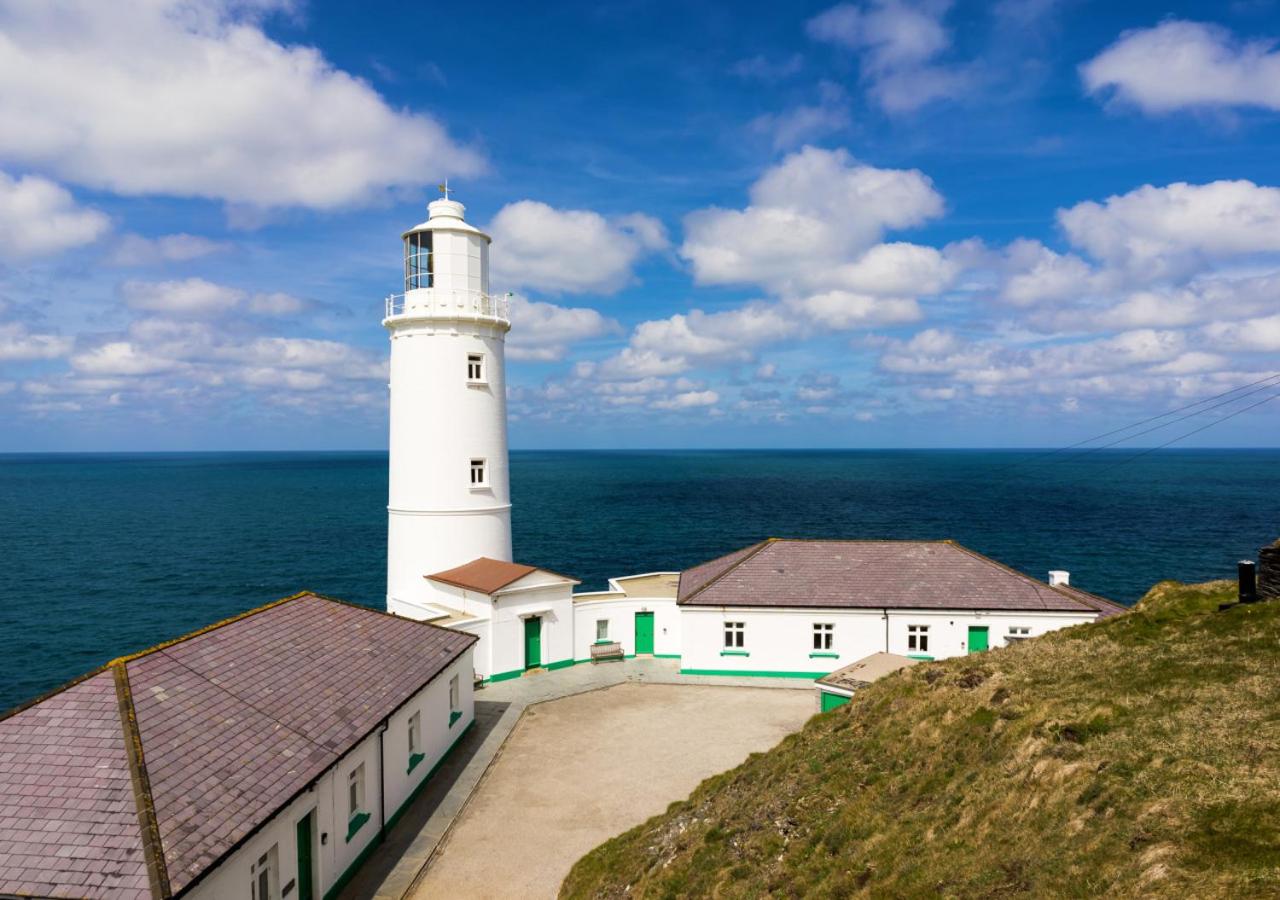 6 Bed in Padstow oc-p00006
