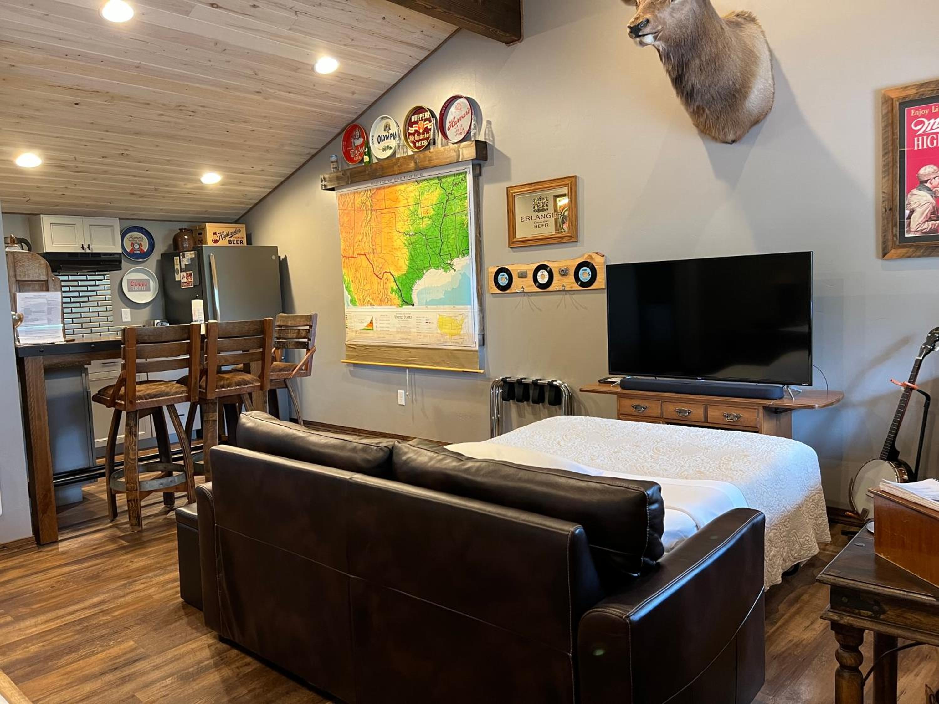Fort Williamson Glacier Vacation Rentals