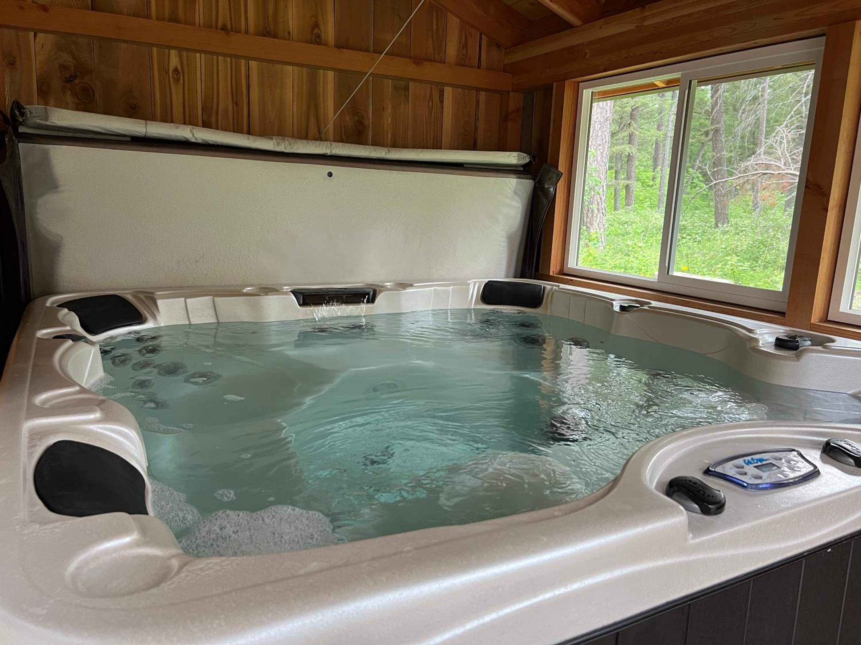 Fort Williamson Glacier Vacation Rentals