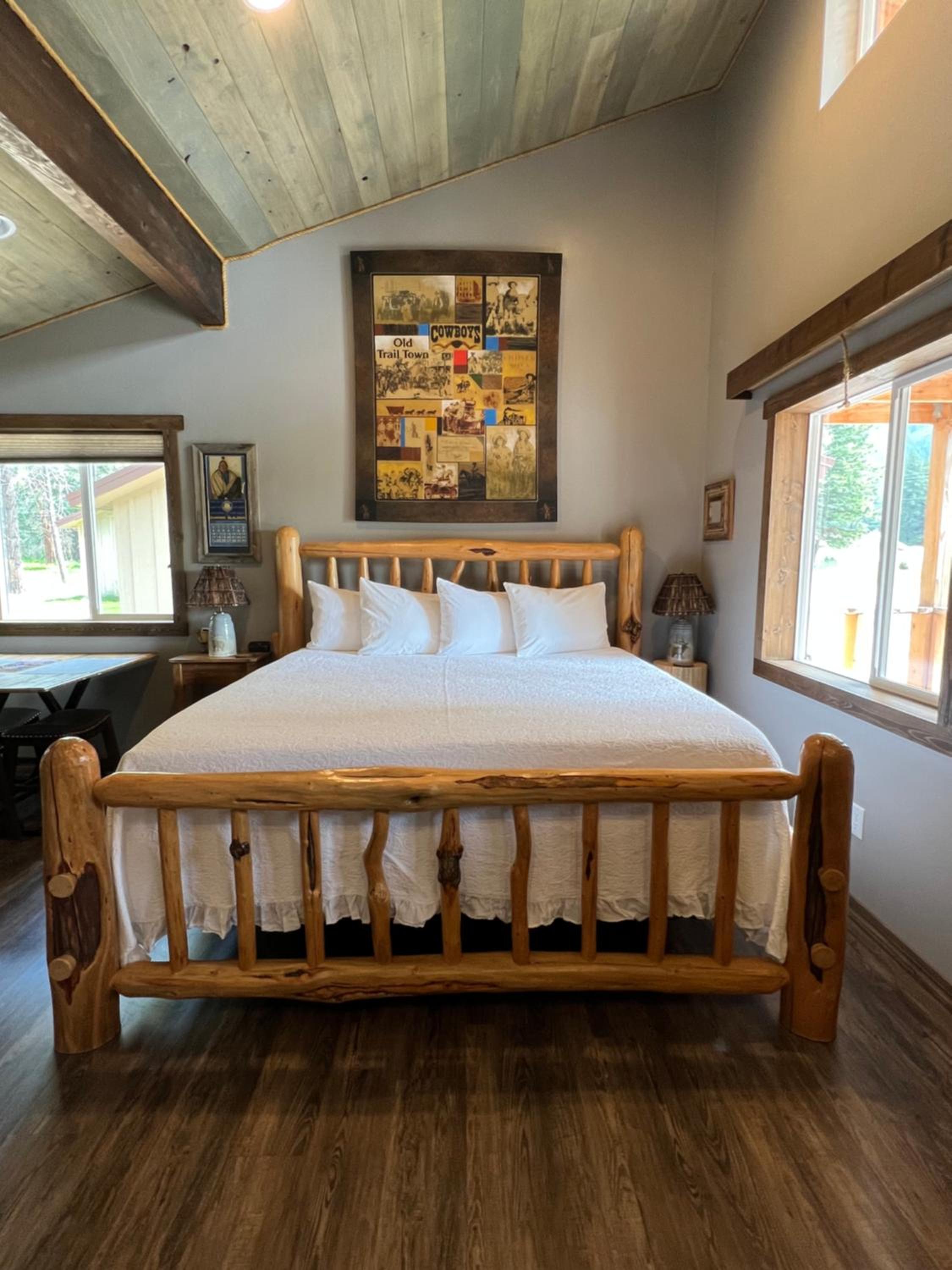 Fort Williamson Glacier Vacation Rentals