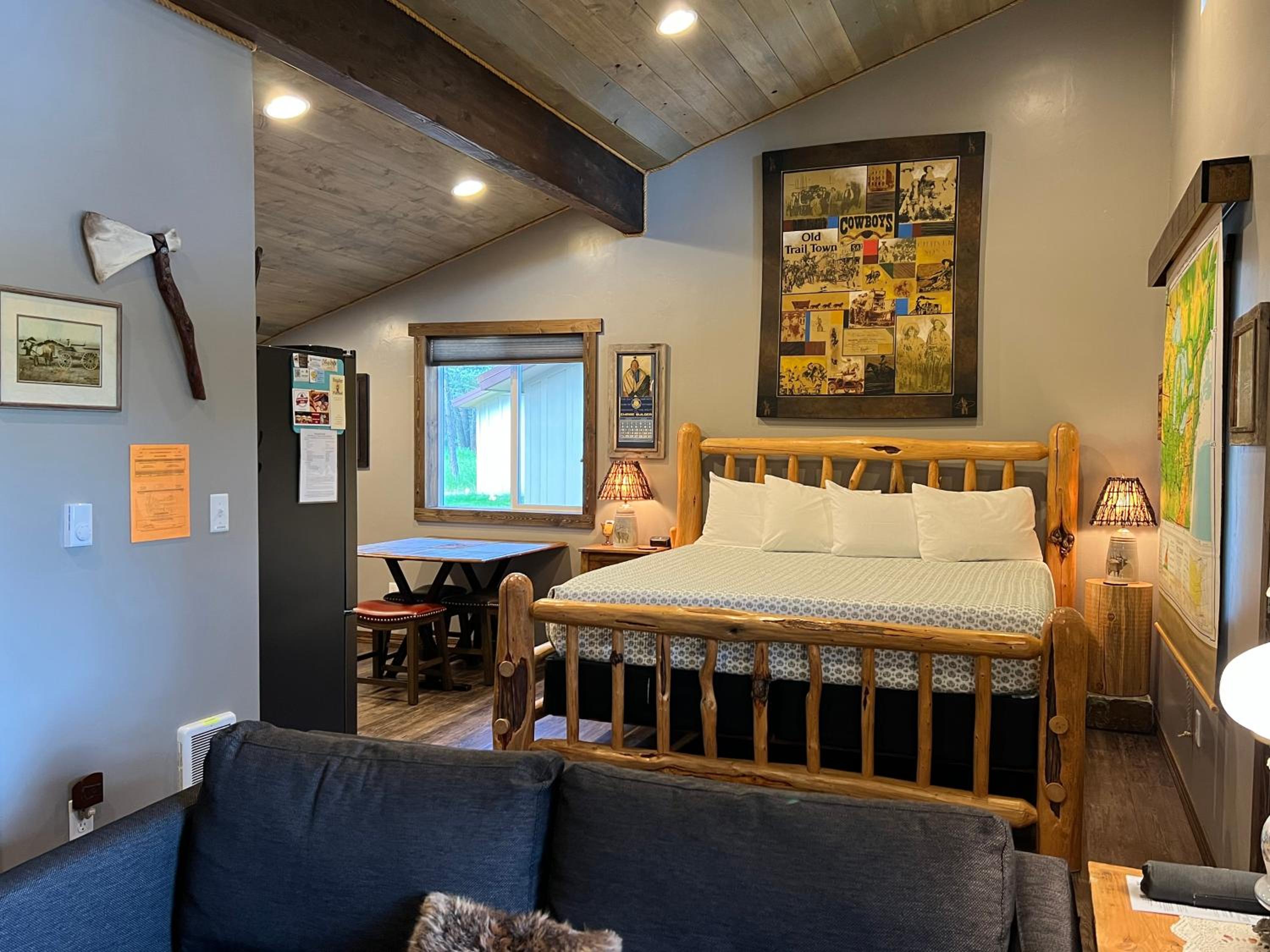Fort Williamson Glacier Vacation Rentals