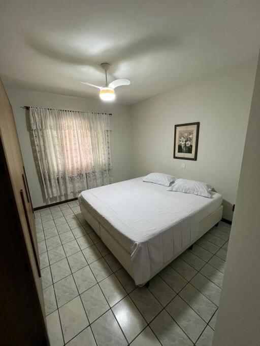 Casa térrea - bem localizada