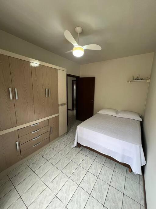Casa térrea - bem localizada