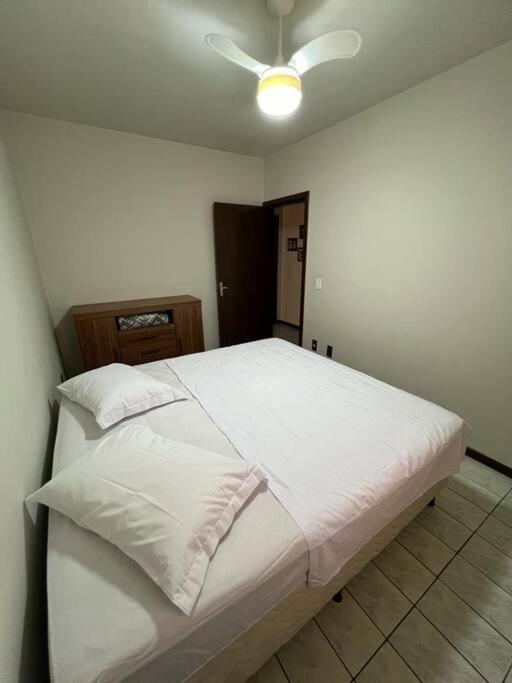 Casa térrea - bem localizada