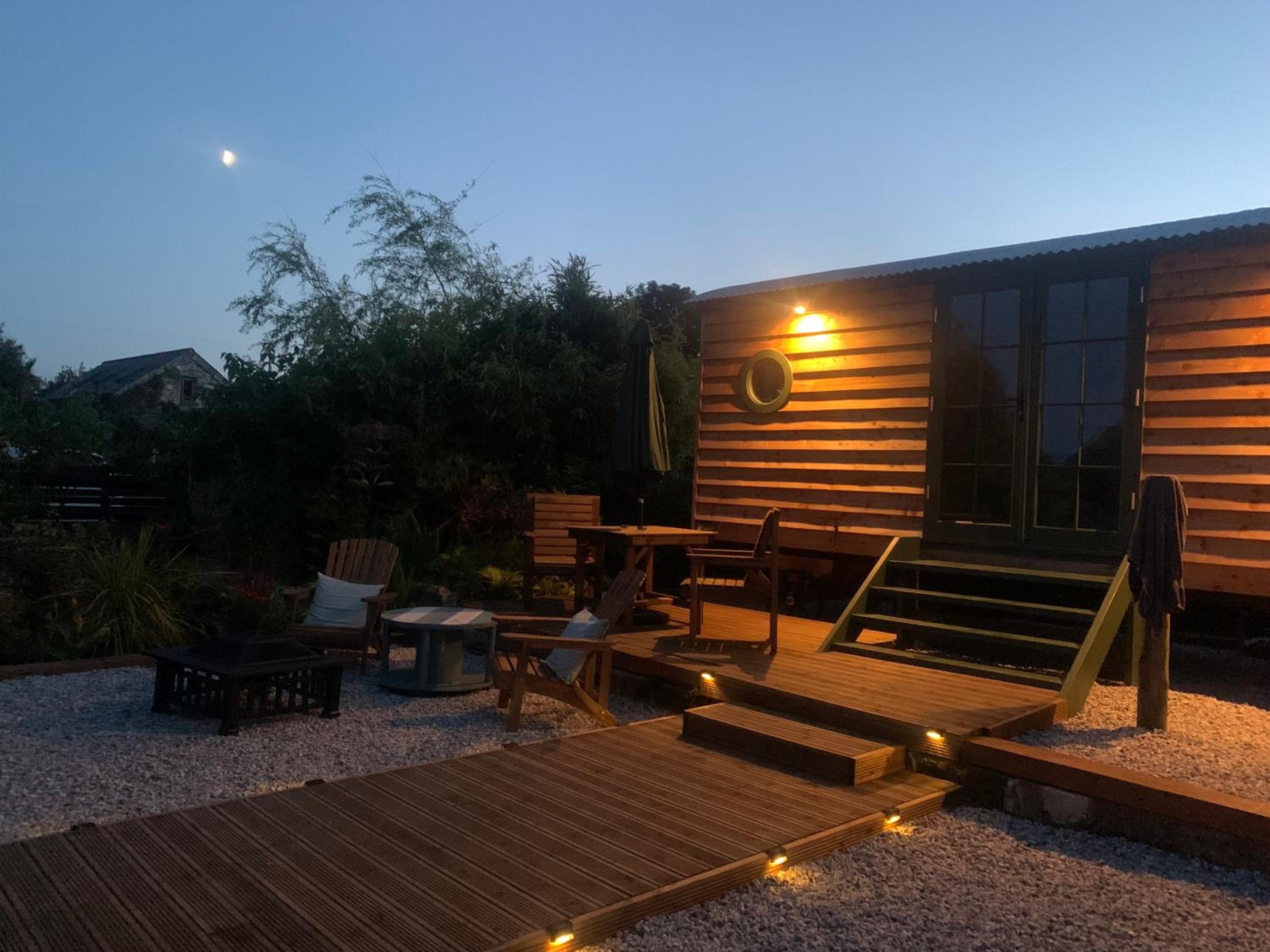 TREKLYS Shepherds Hut