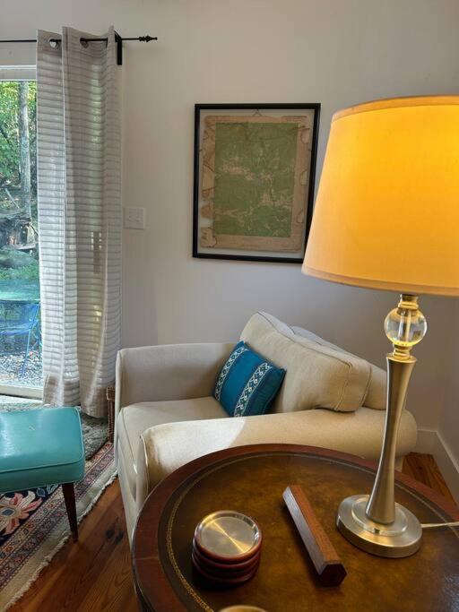 Beautiful, comfortable home by the Mountain view 3