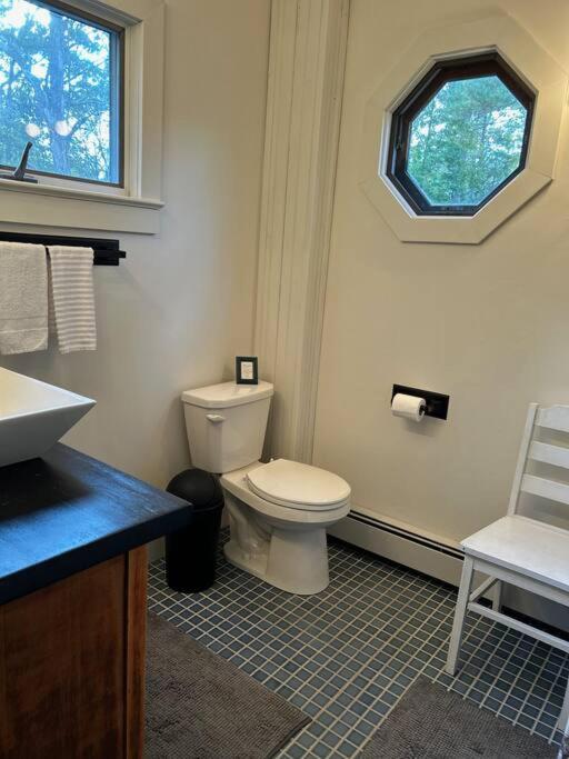 Beautiful, comfortable home by the Mountain view 5