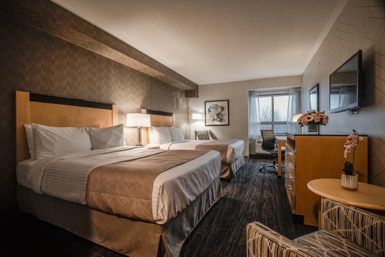 Barrie Vacations - Monte Carlo Inn Barrie - Newly Renovated - Property Image 9