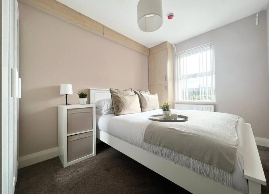 Town Centre 1 Bedroom Apartment view 2