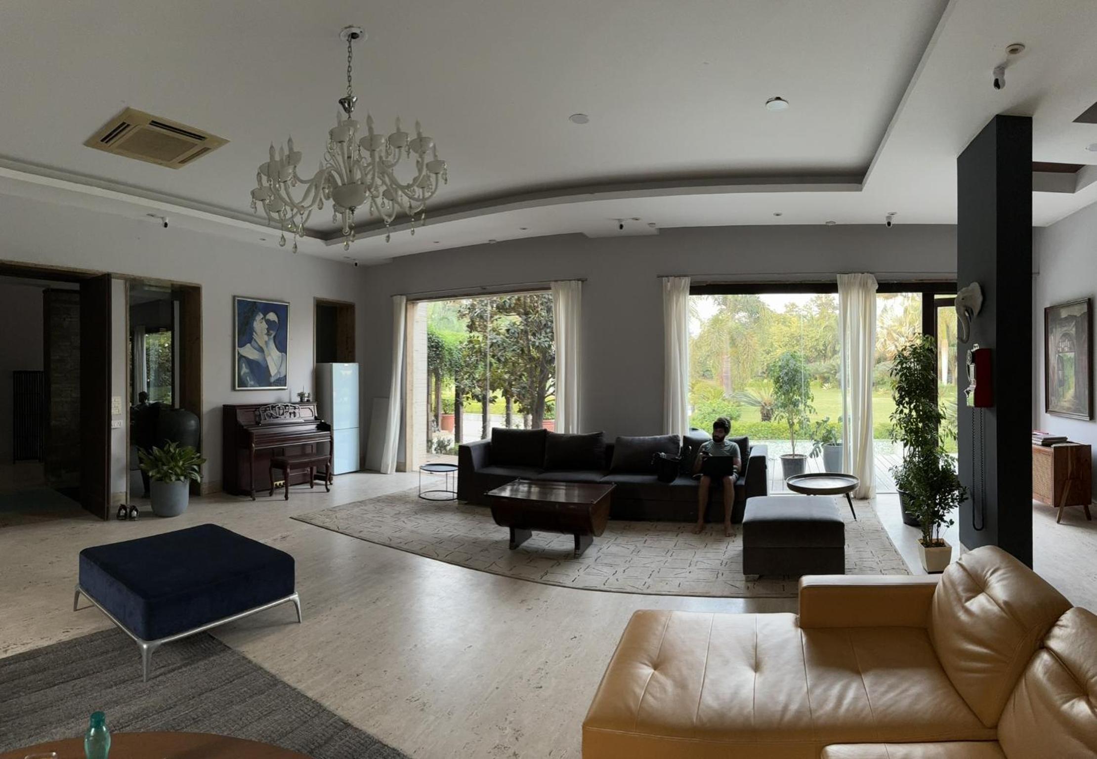 lounge