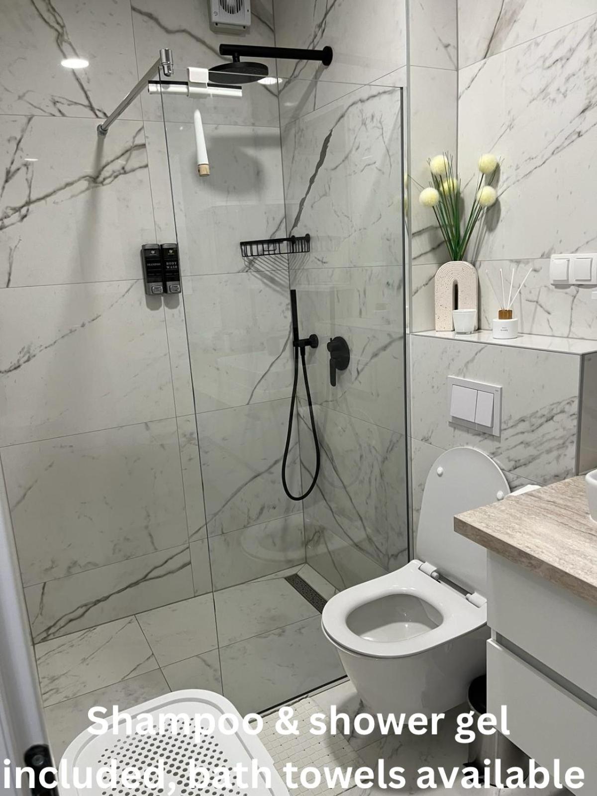 Luxury Apartment PalmView mit Whirlpool und Terrasse