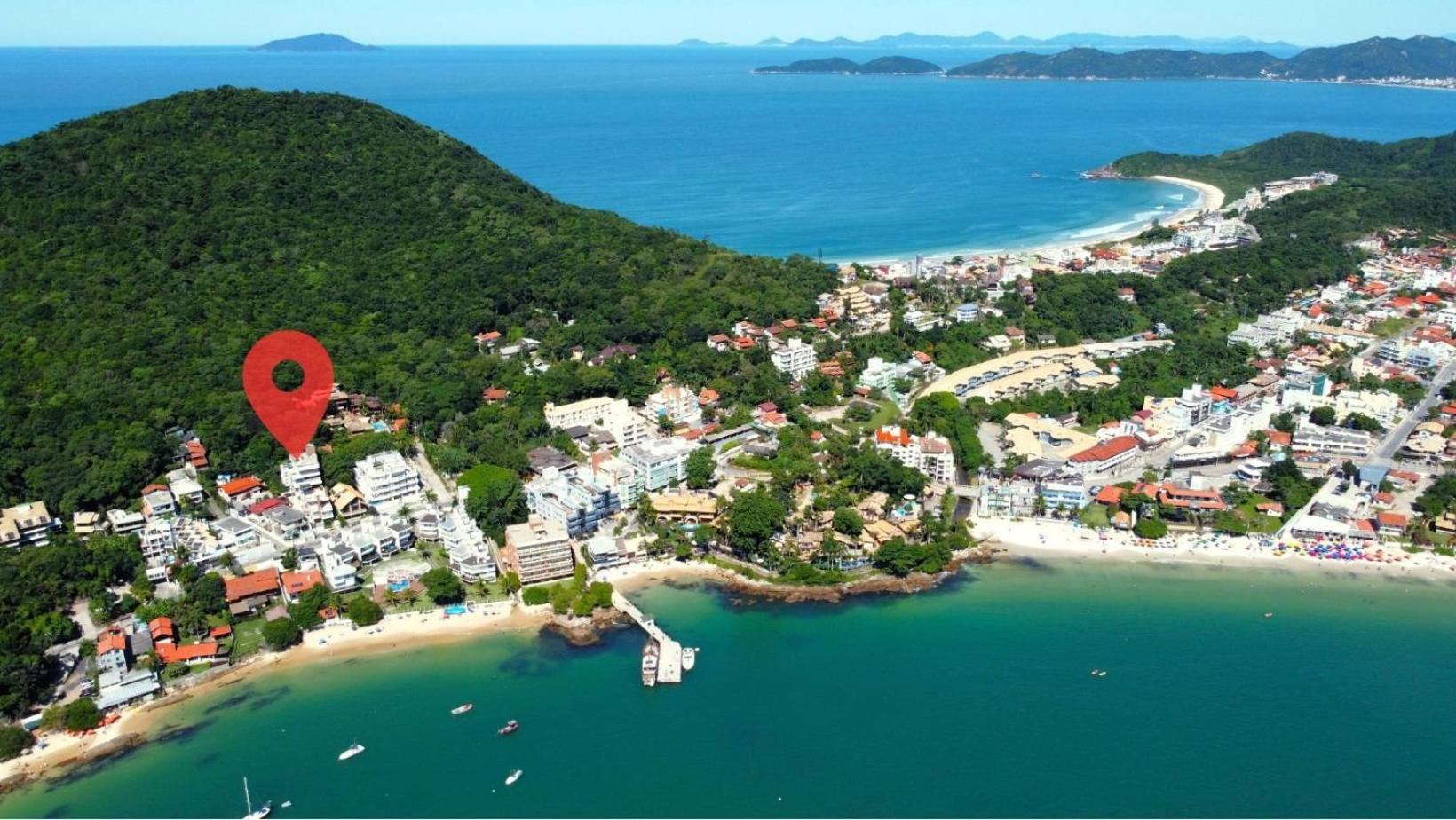 1079 - Apartamento com vista para o mar em Bombinhas