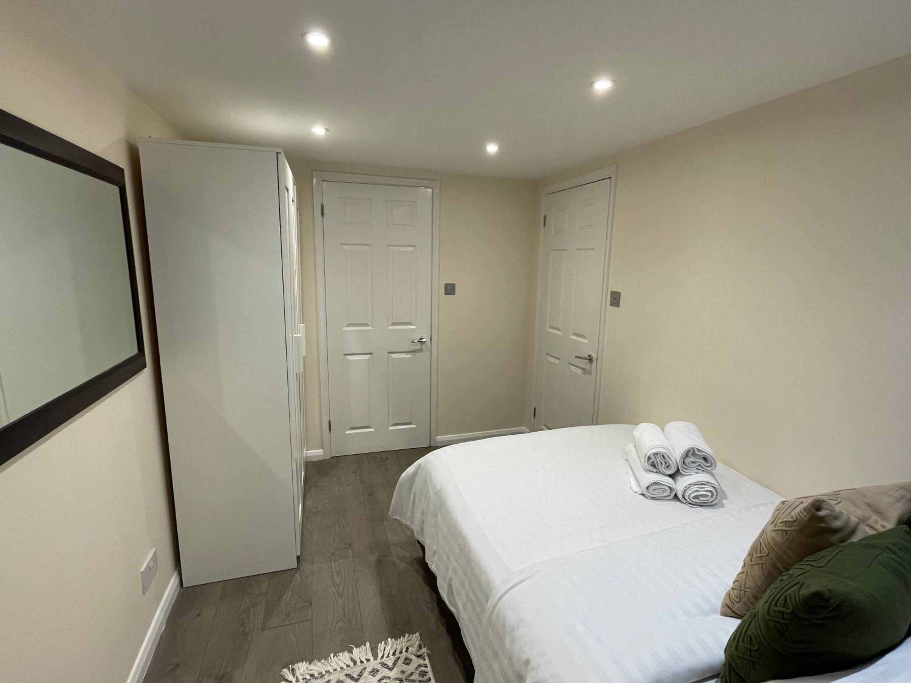 The Cosy Cottage, Old Soles bridge Lane view 5