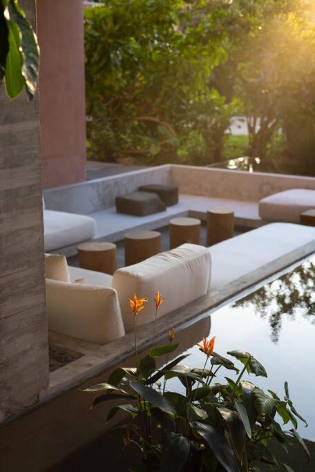 Ocean Front Luxury - 5 Pools & Private Beach Club view 4
