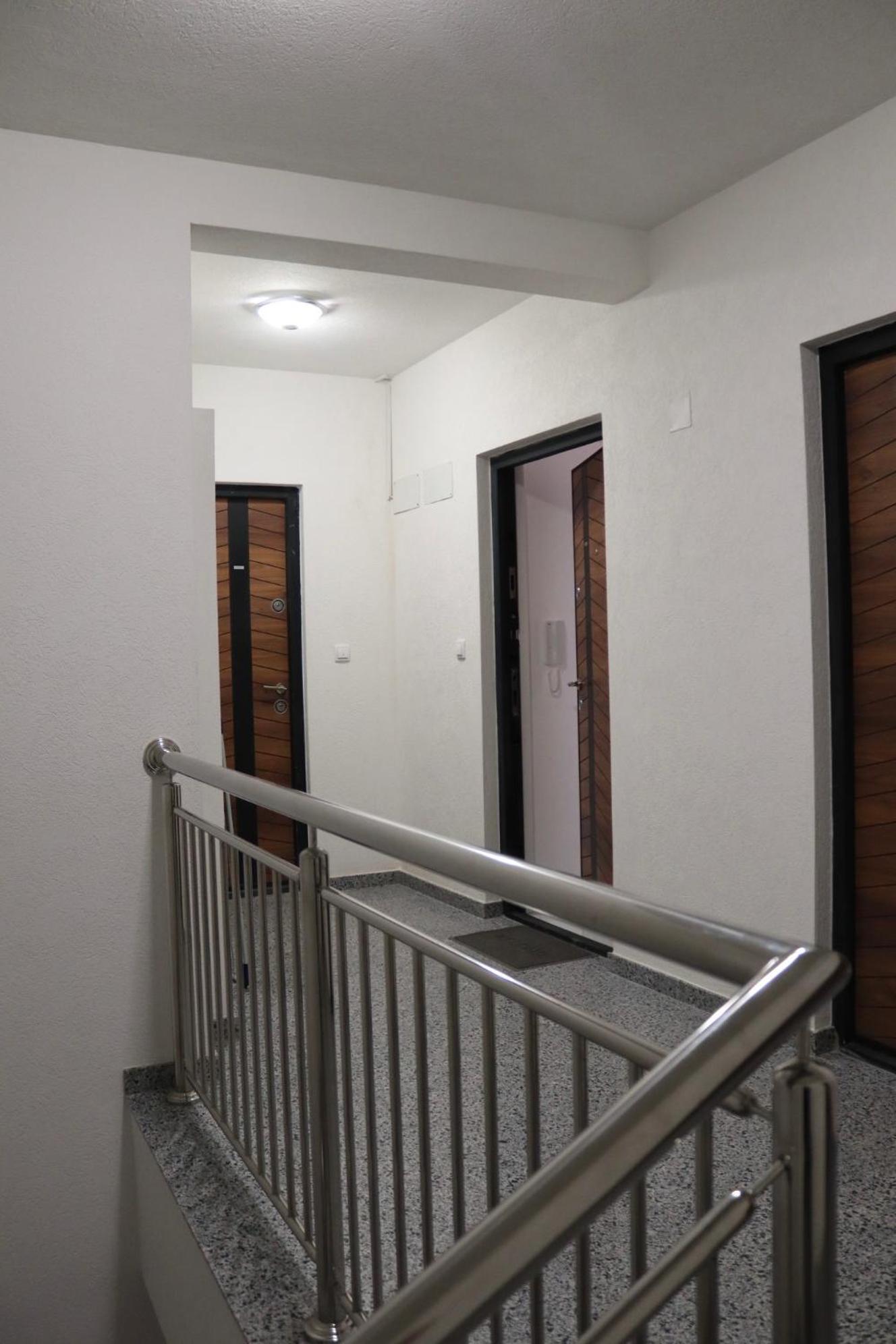 Apartman FIVE