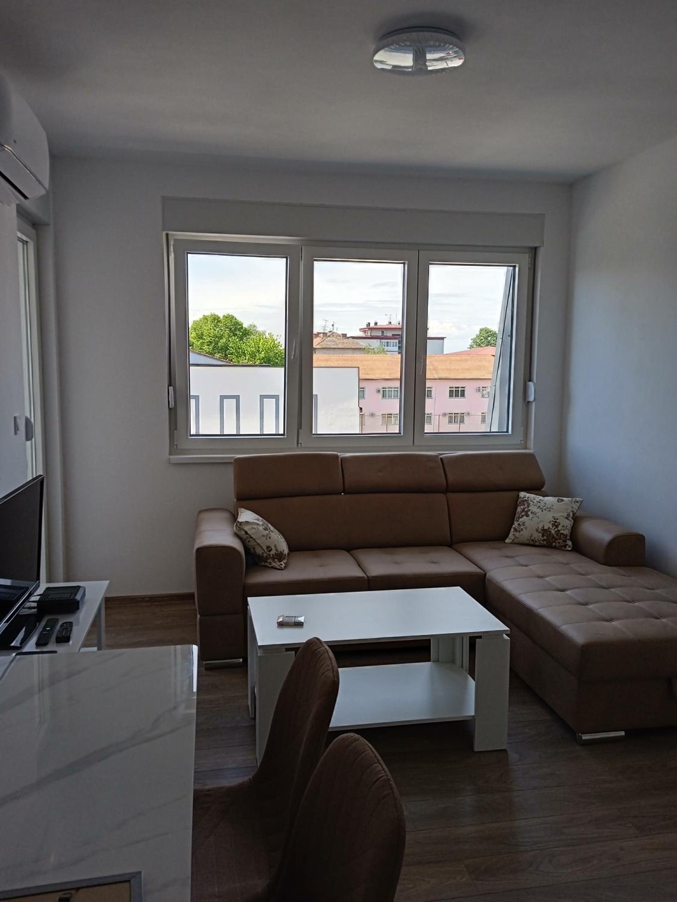 Apartman FIVE