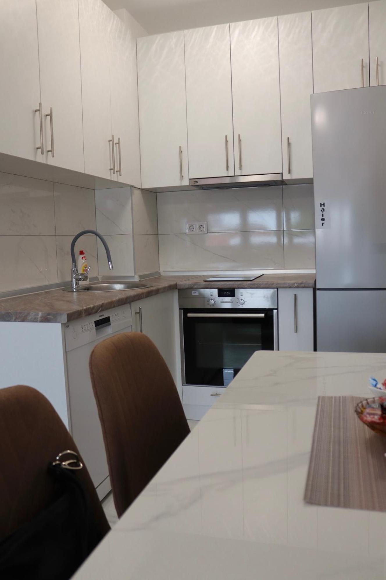 Apartman FIVE