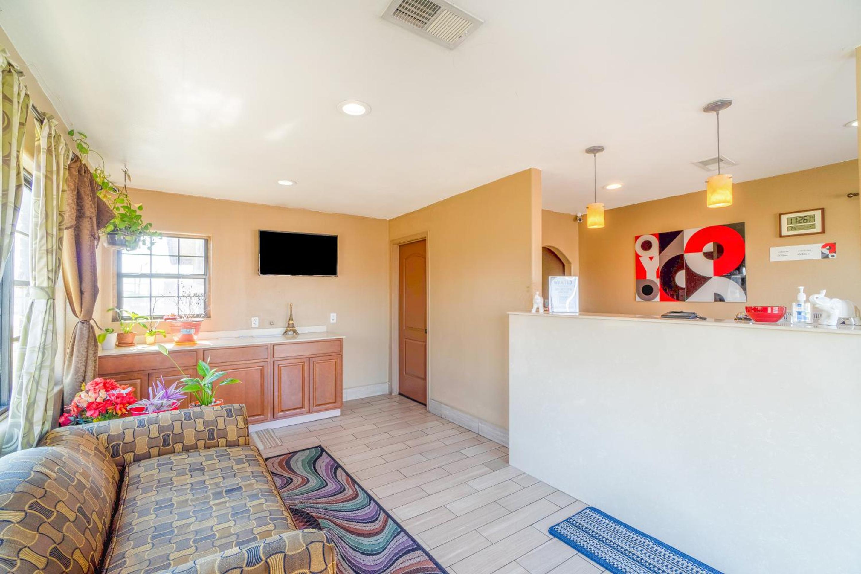 OYO Hotel Beeville -US 181