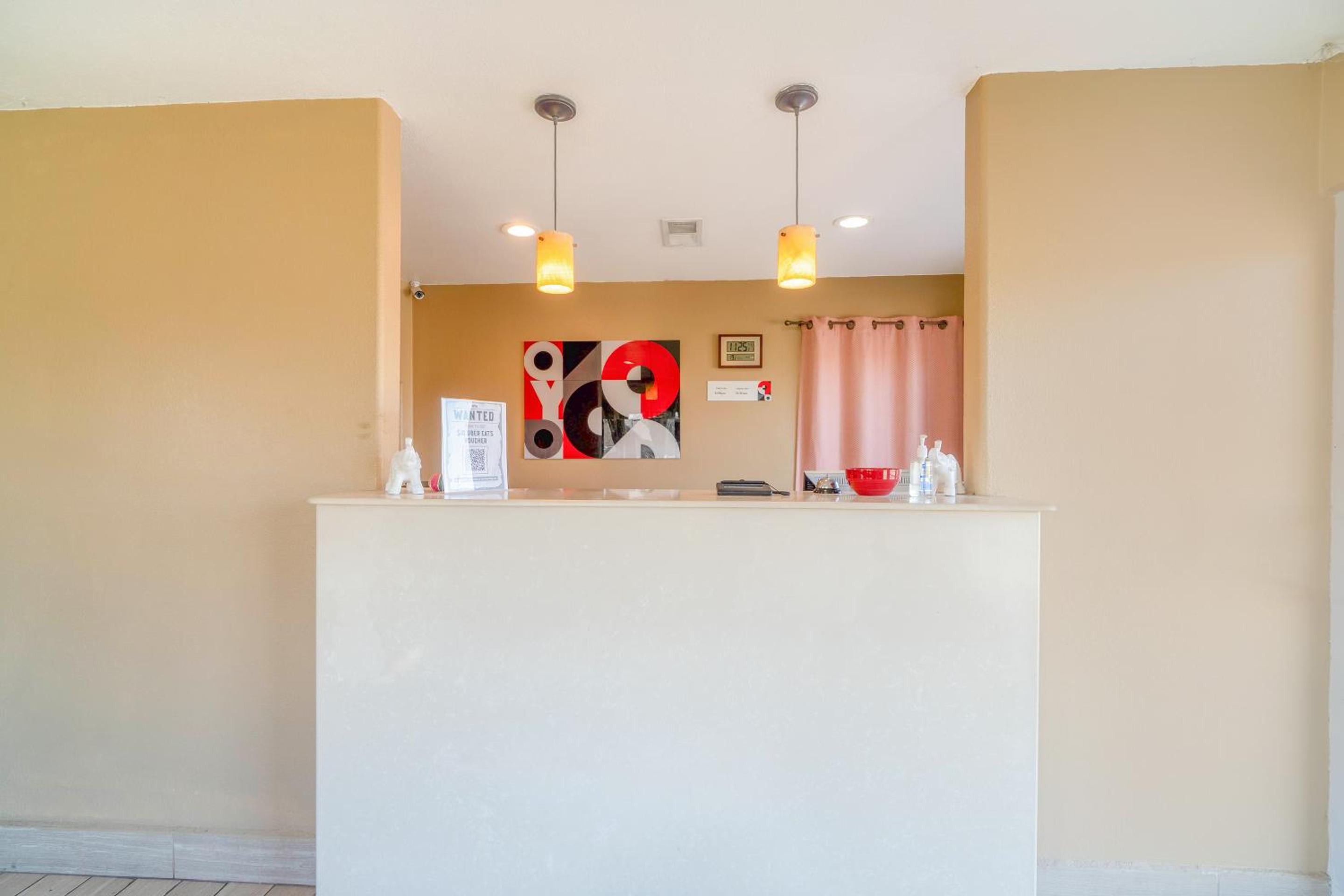 OYO Hotel Beeville -US 181