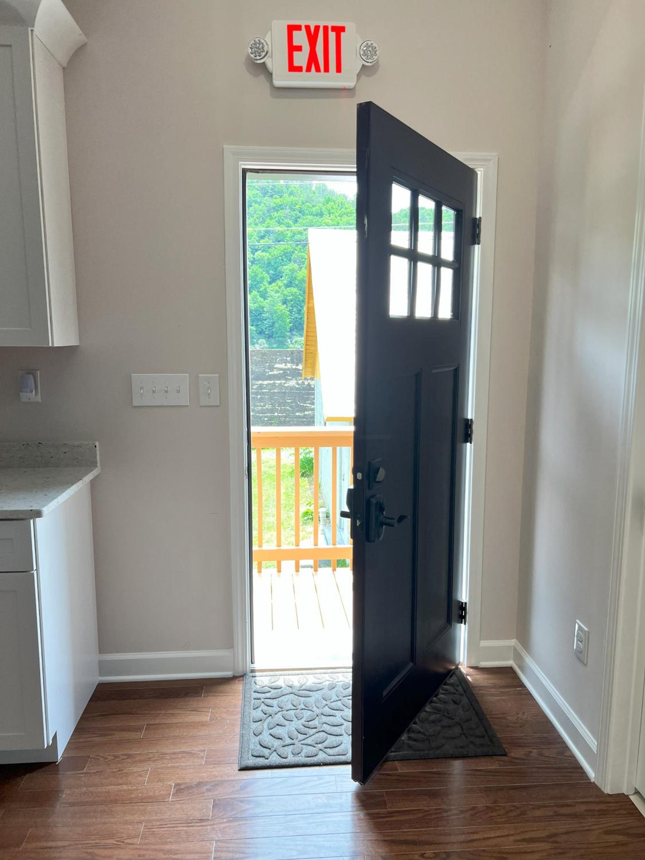 Beautiful New Riverfront Condo