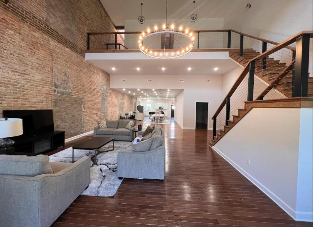 Beautiful New Riverfront Condo