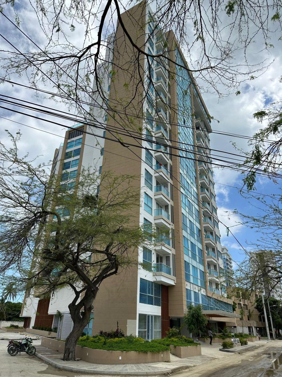 APARTAMENTO EN GAIRA PLAYA SALGUERO SANTA MARTA