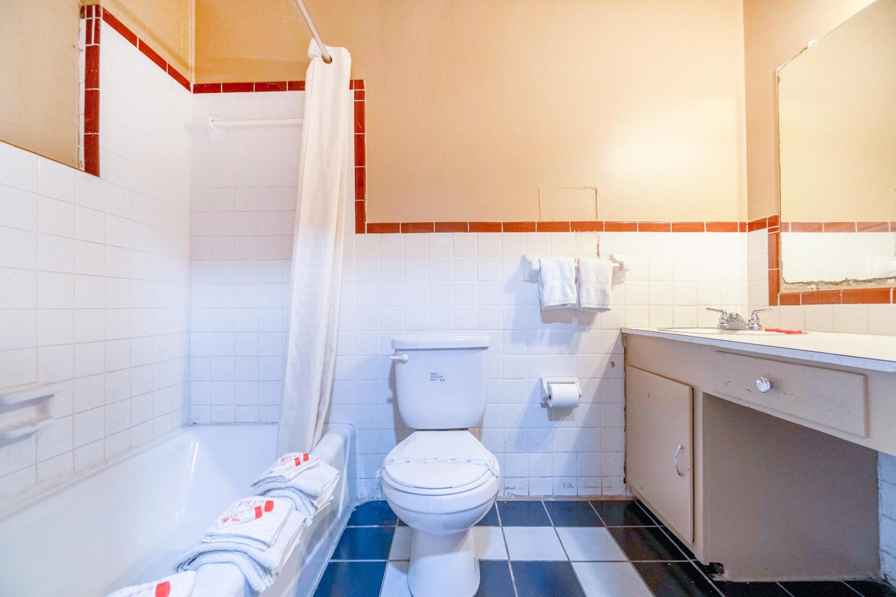 OYO Hotel Beeville -US 181