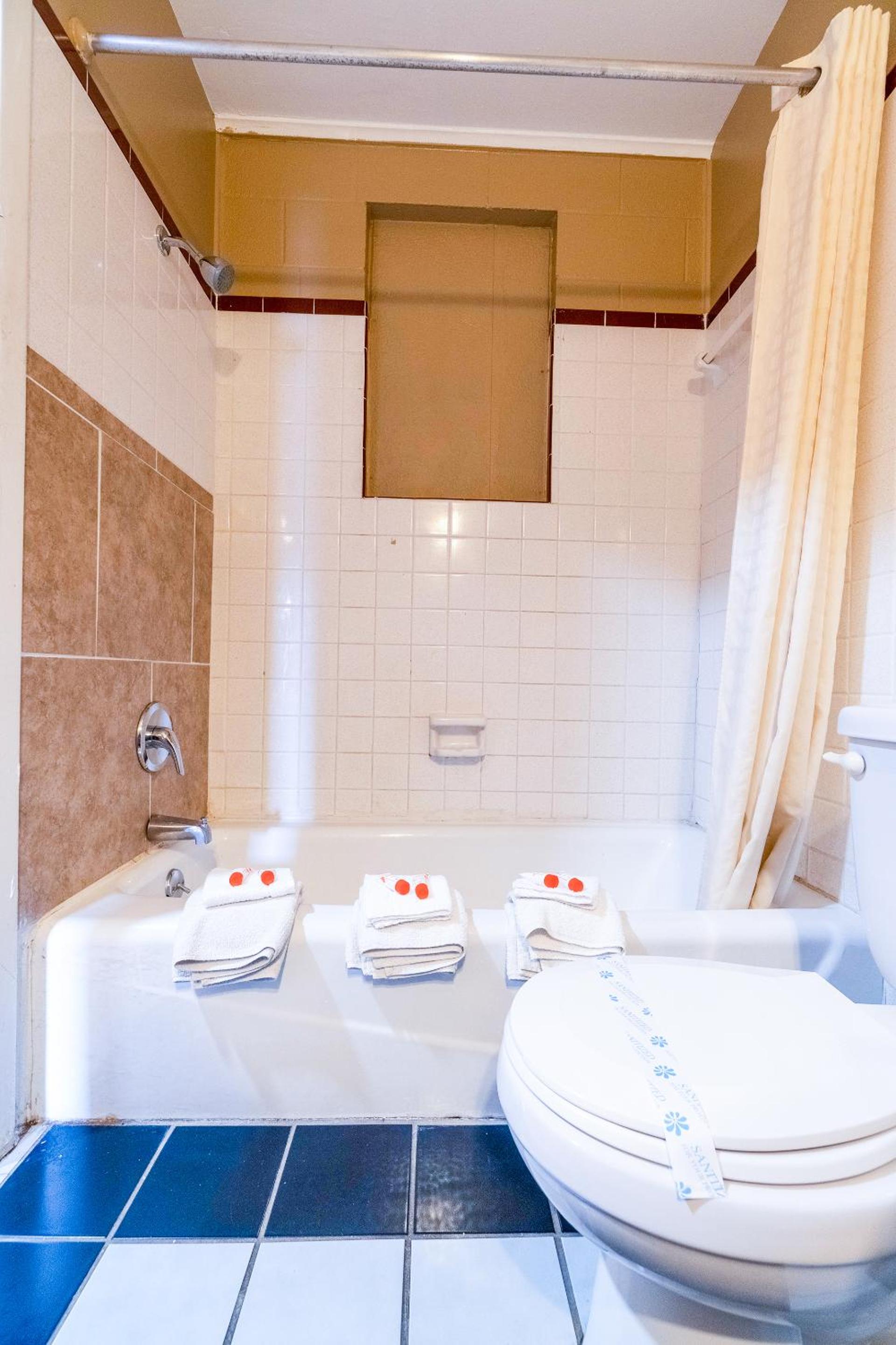 OYO Hotel Beeville -US 181