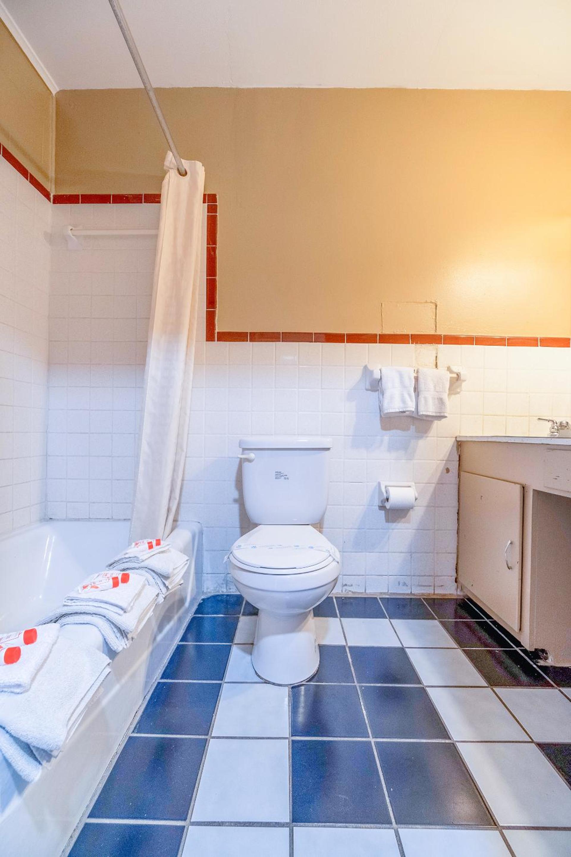 OYO Hotel Beeville -US 181