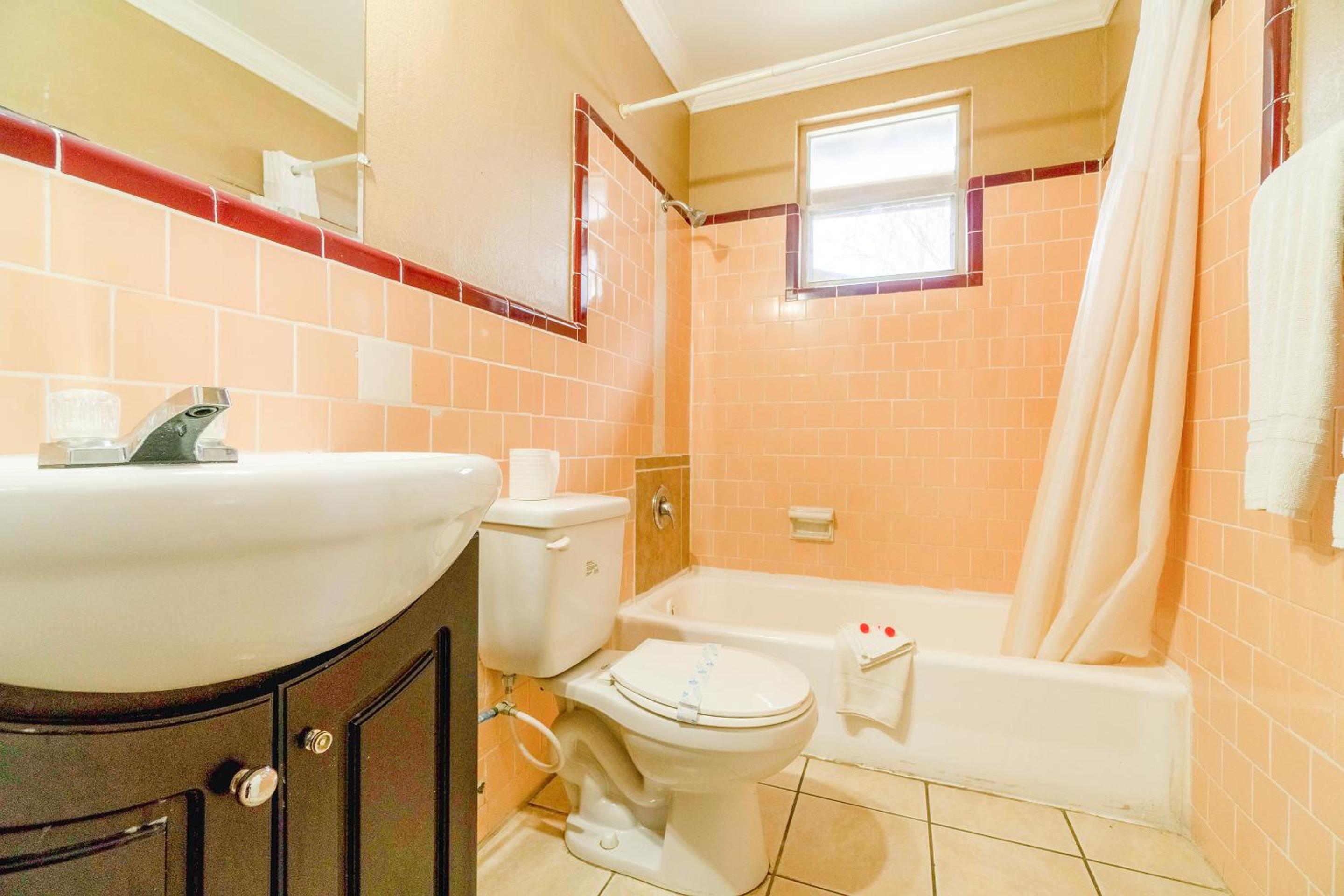 OYO Hotel Beeville -US 181