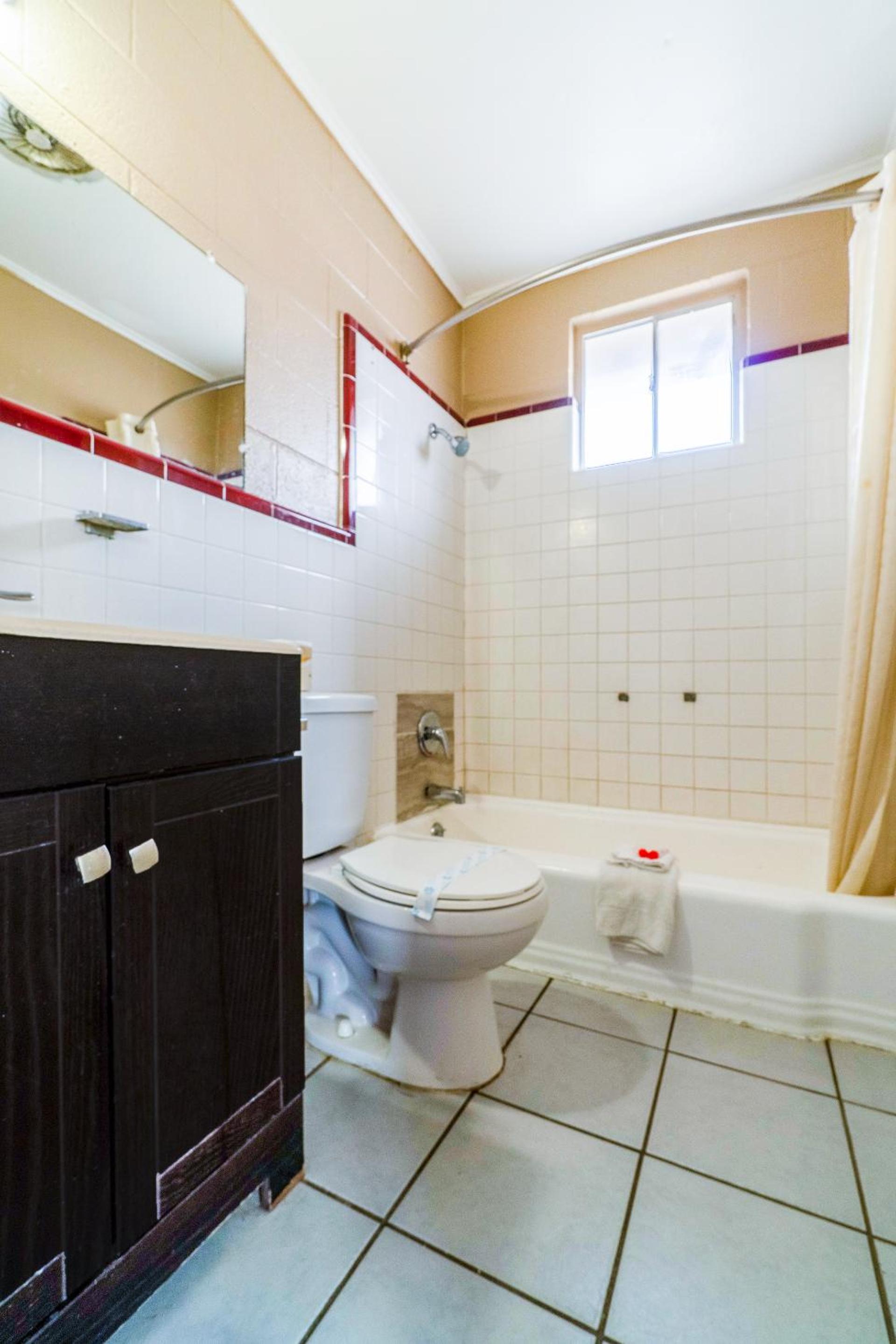 OYO Hotel Beeville -US 181