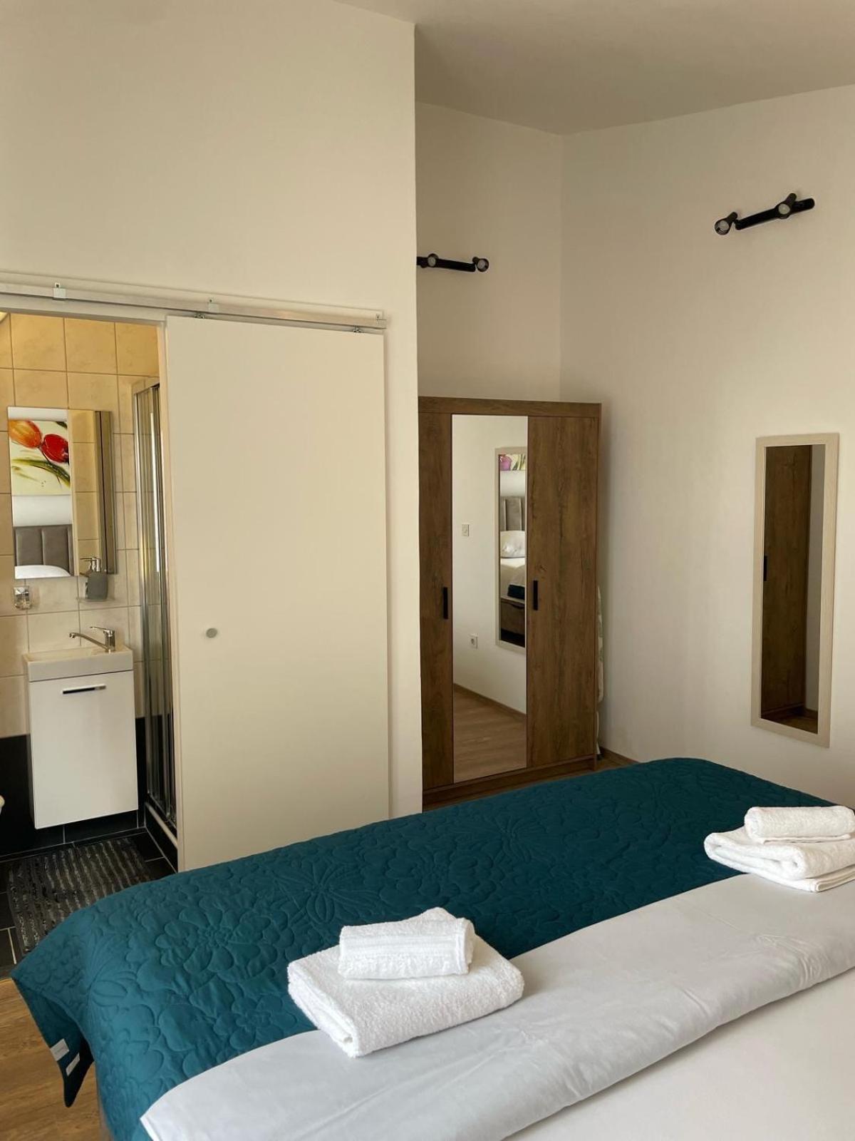 Apartments Mia