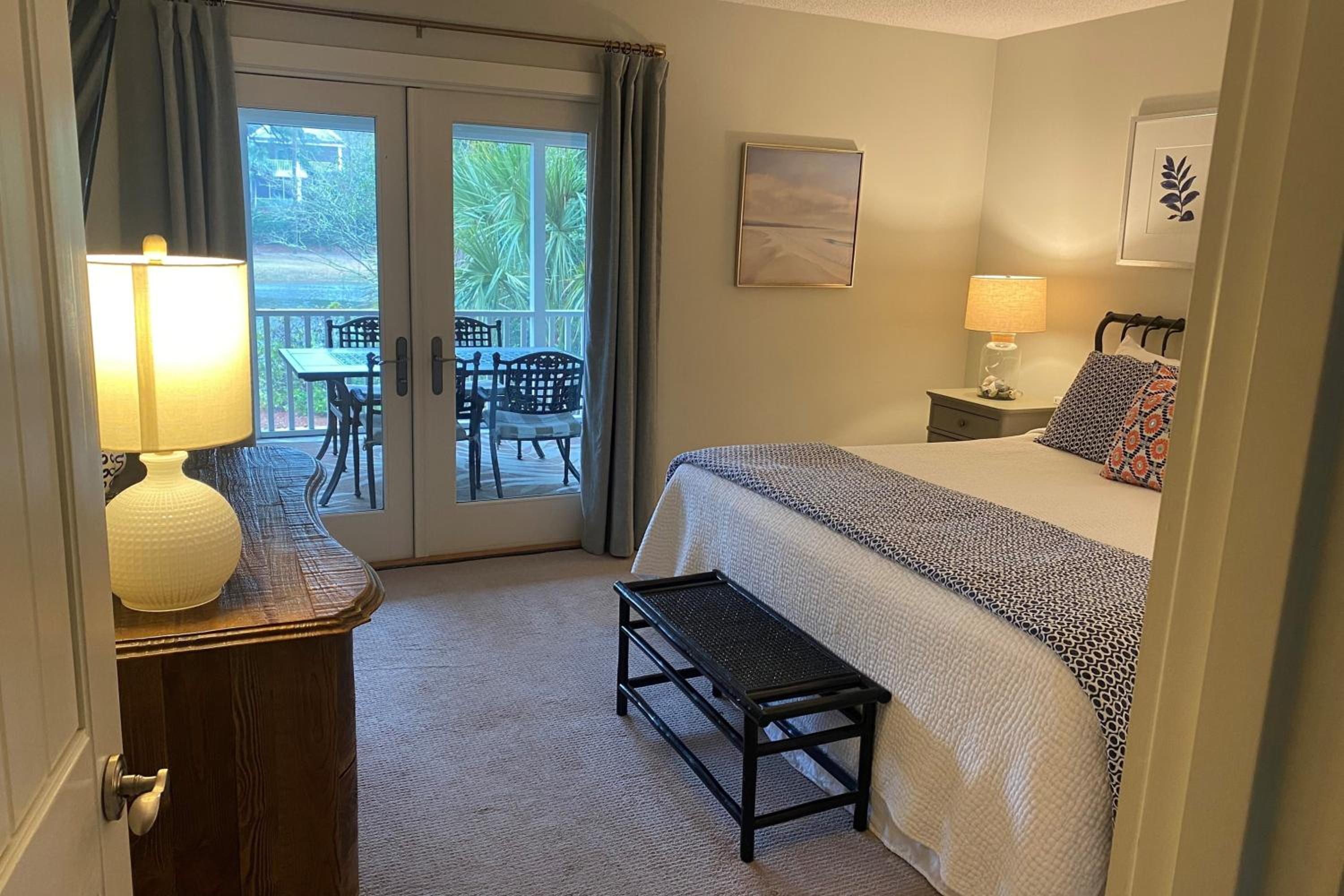 19 Oyster Row by AvantStay Lakefront Home w Golf Course Views