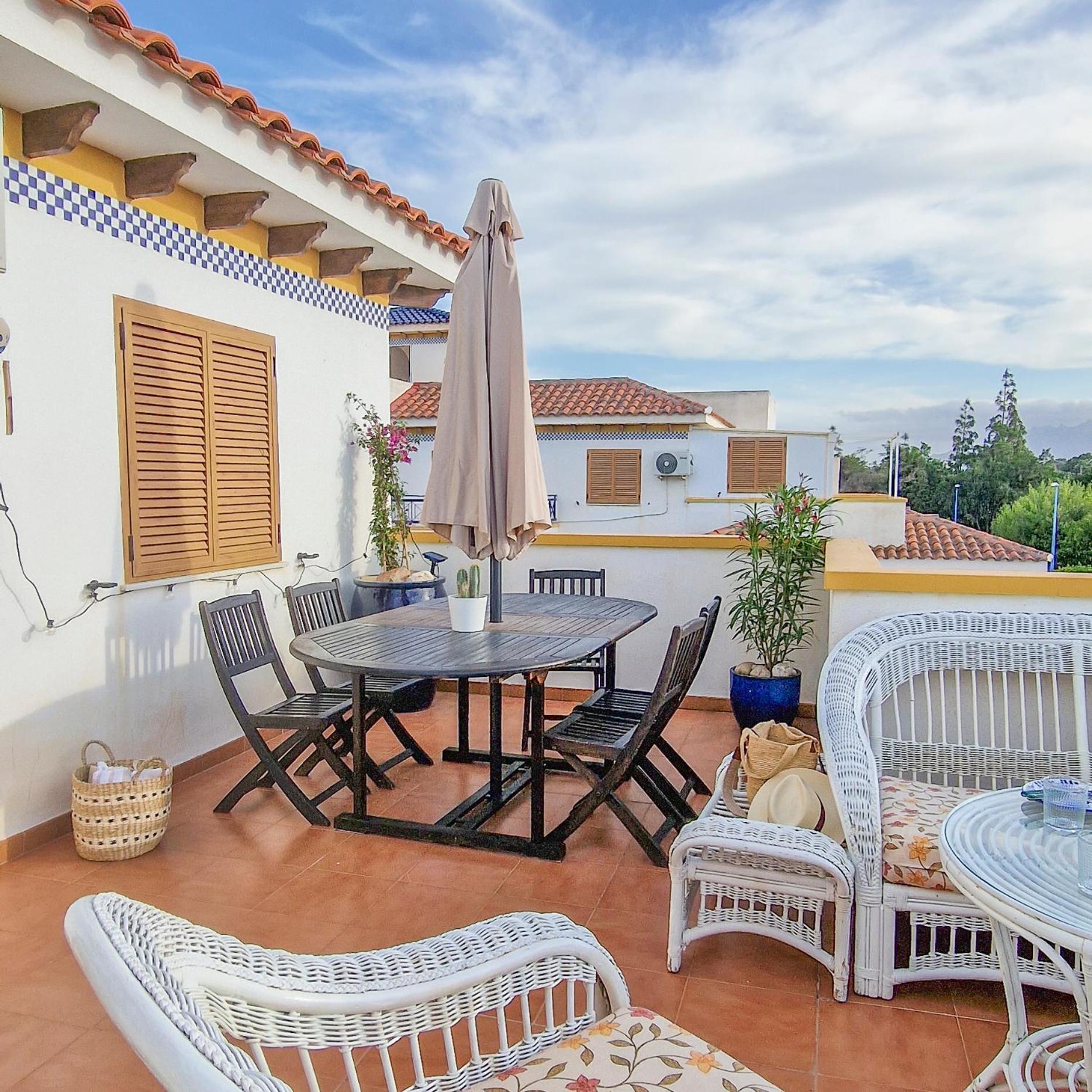 Apartamento ROSA del MAR Playas de Vera Ático en Primera Línea de Playa Piscina al Aire Libre Aparcamiento Gratuito WiFi Muy Rápido Acogedor con Calefacció view 4
