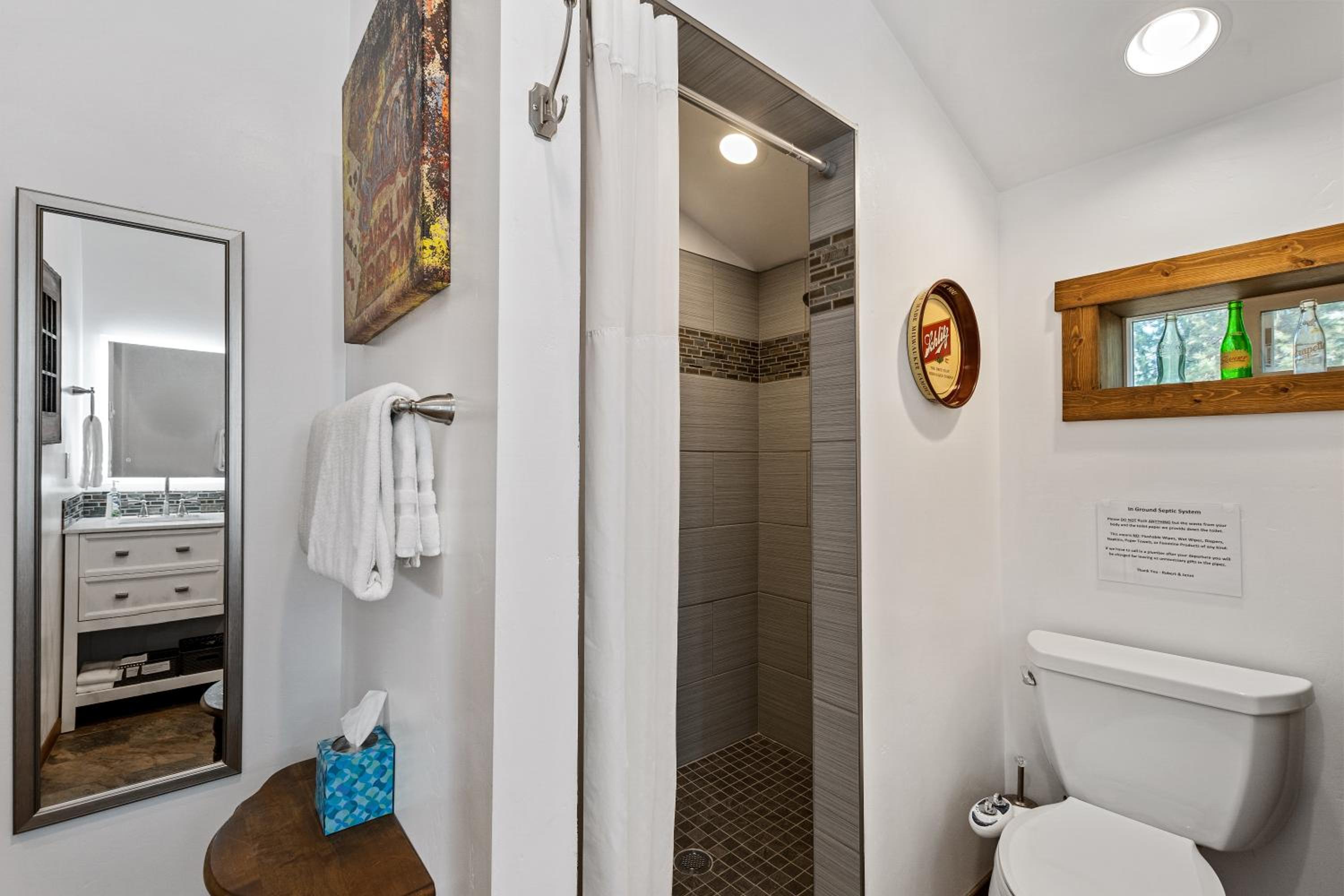 Fort Williamson Glacier Vacation Rentals