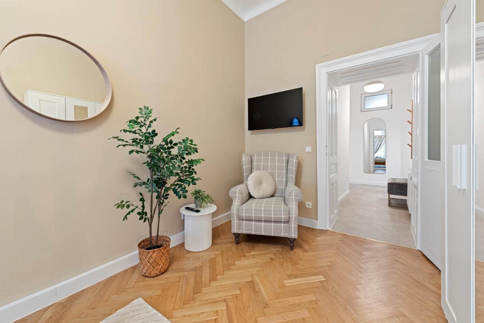 Exclusive 2 Bedroom Apartment