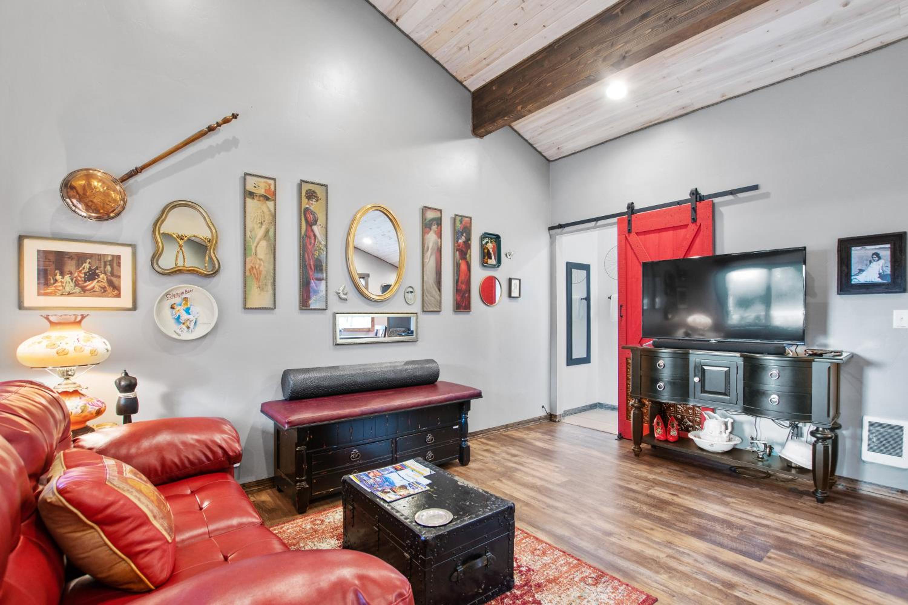 Fort Williamson Glacier Vacation Rentals