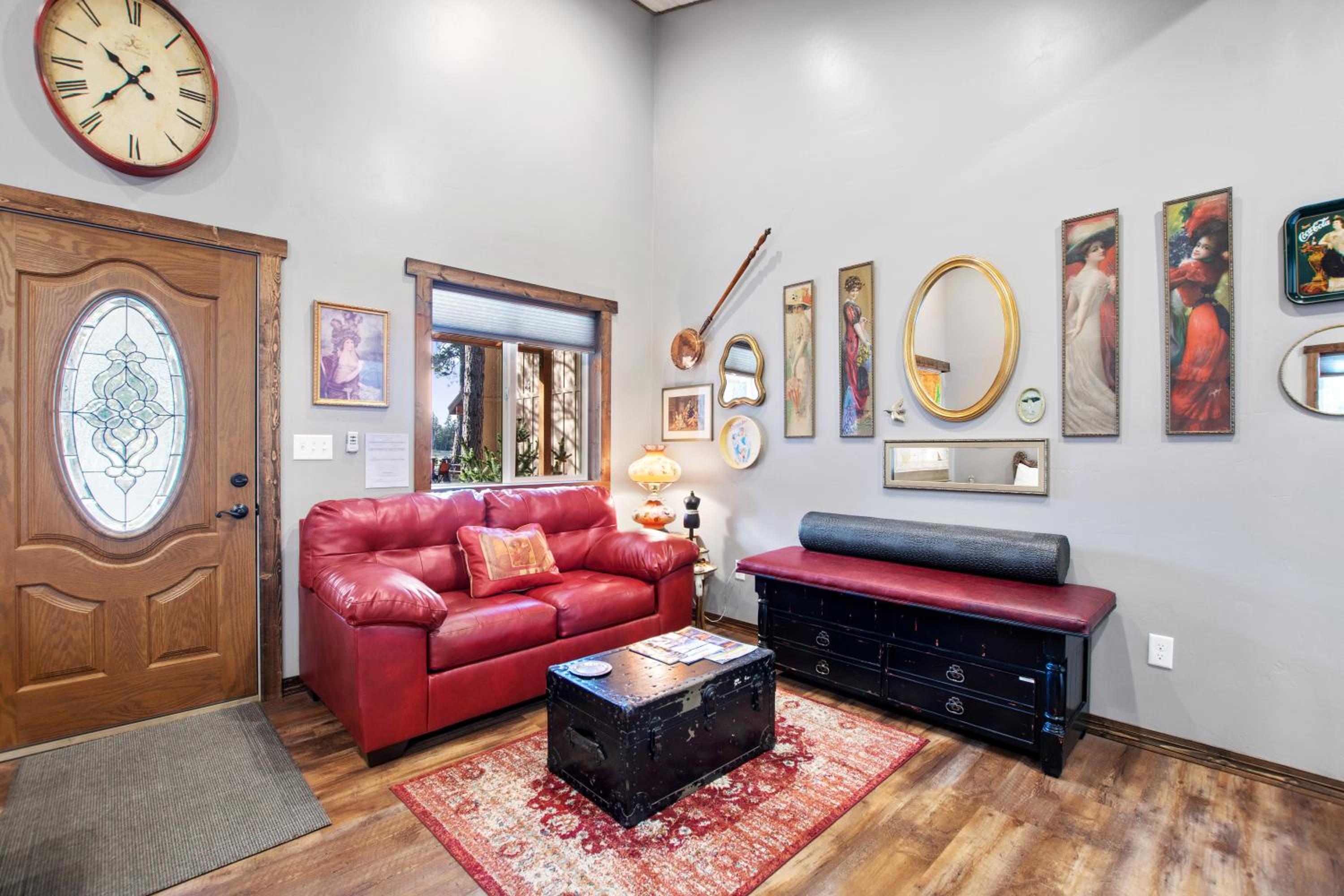 Fort Williamson Glacier Vacation Rentals