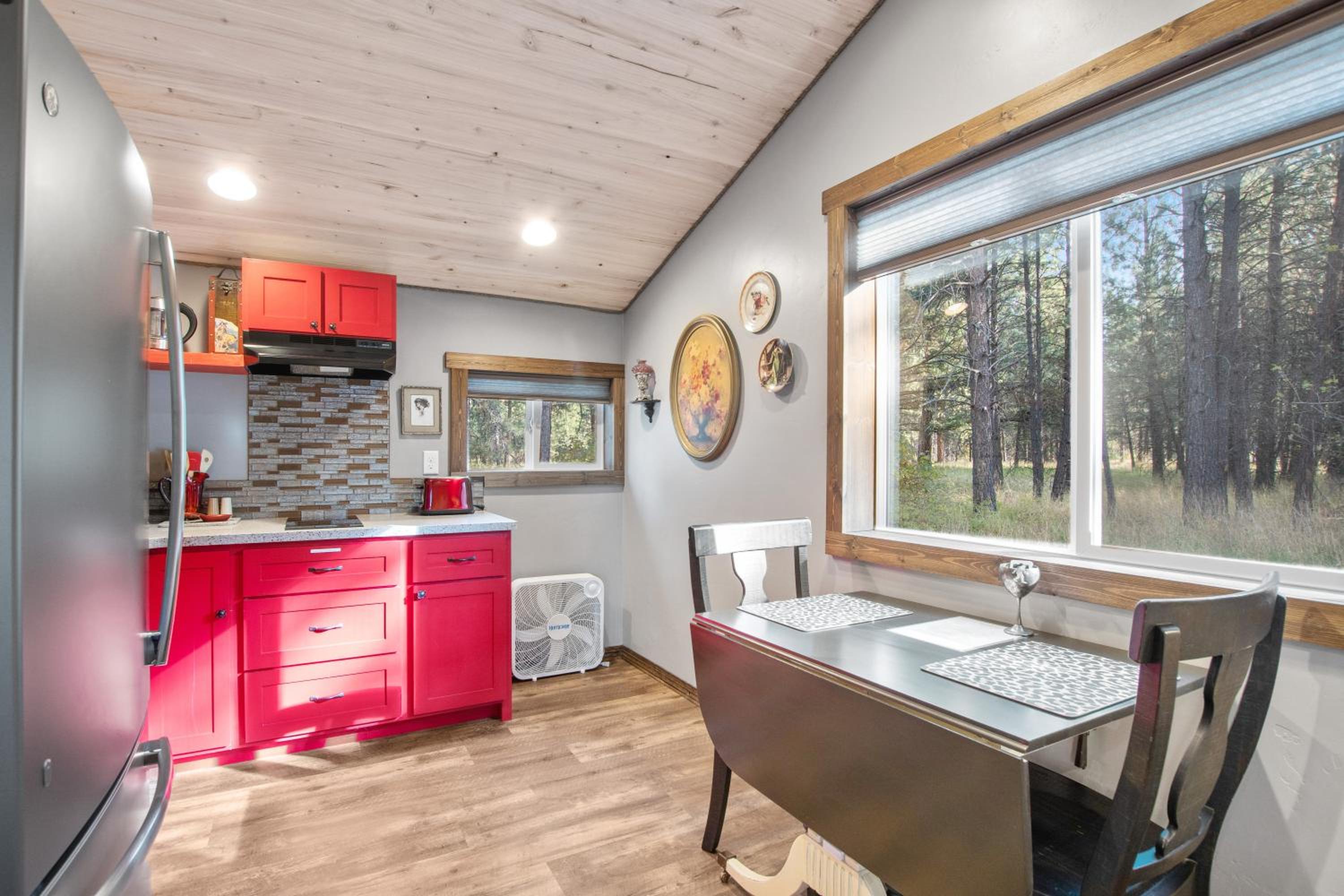 Fort Williamson Glacier Vacation Rentals