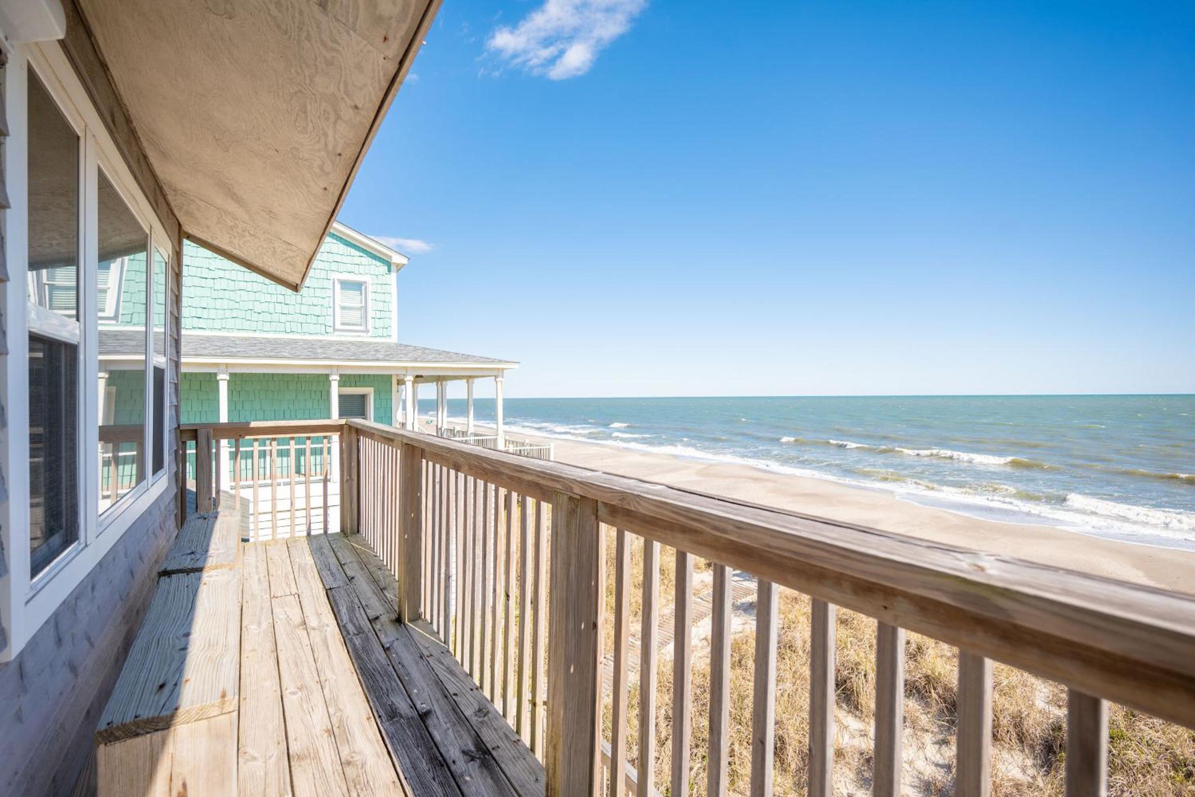 Re-Juvenated by Oak Island Accommodations view 5