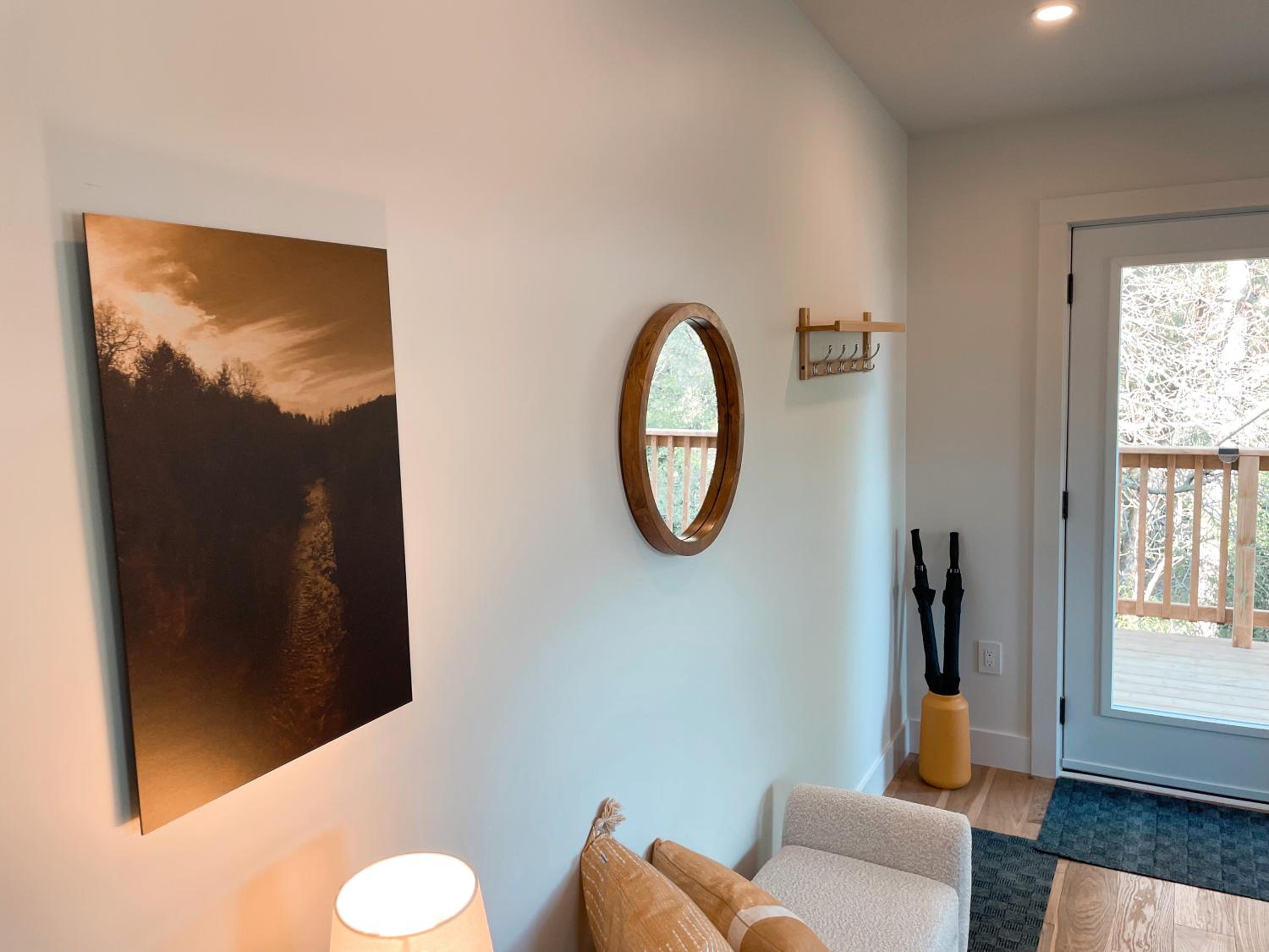 Elora’s Irvine River Suite