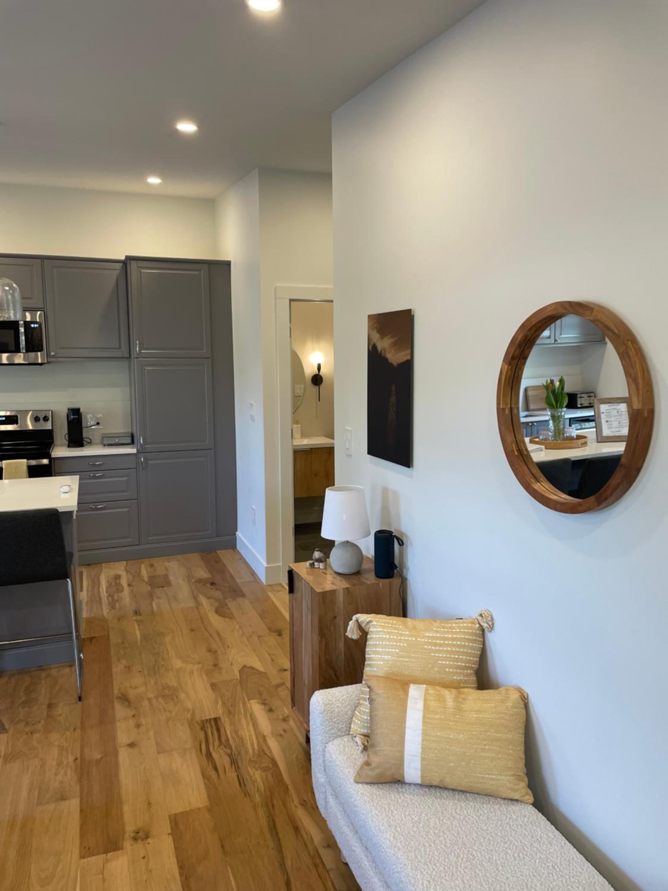 Elora’s Irvine River Suite