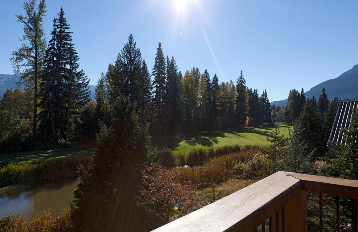 Big Sky Chalet | Stylish Guest Favourite, Hot Tub, Stunning Views