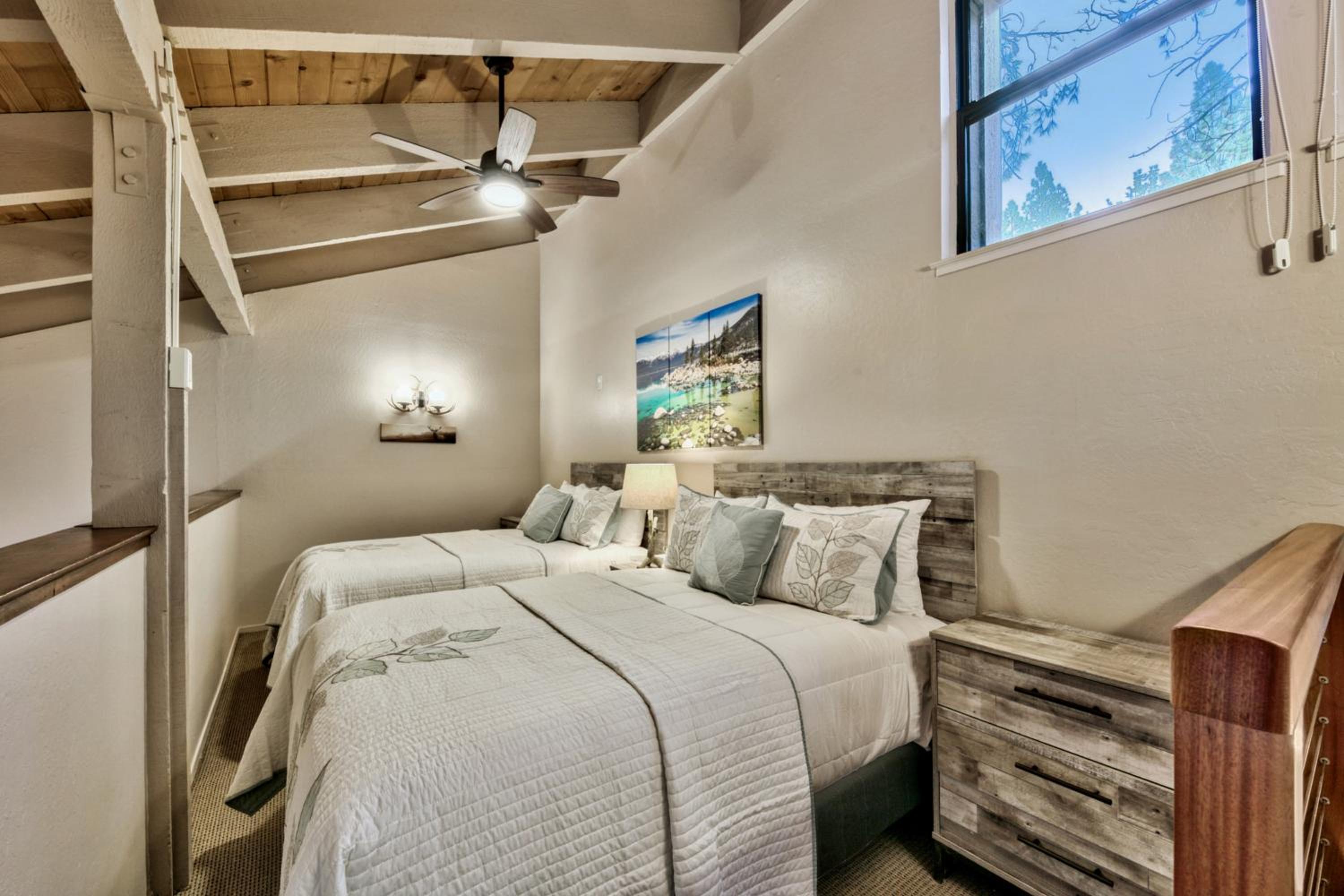 Lake Tahoe Vacations - Lakeland Village 426 - Lakeland Luxury - Remodeled - Property Image 4