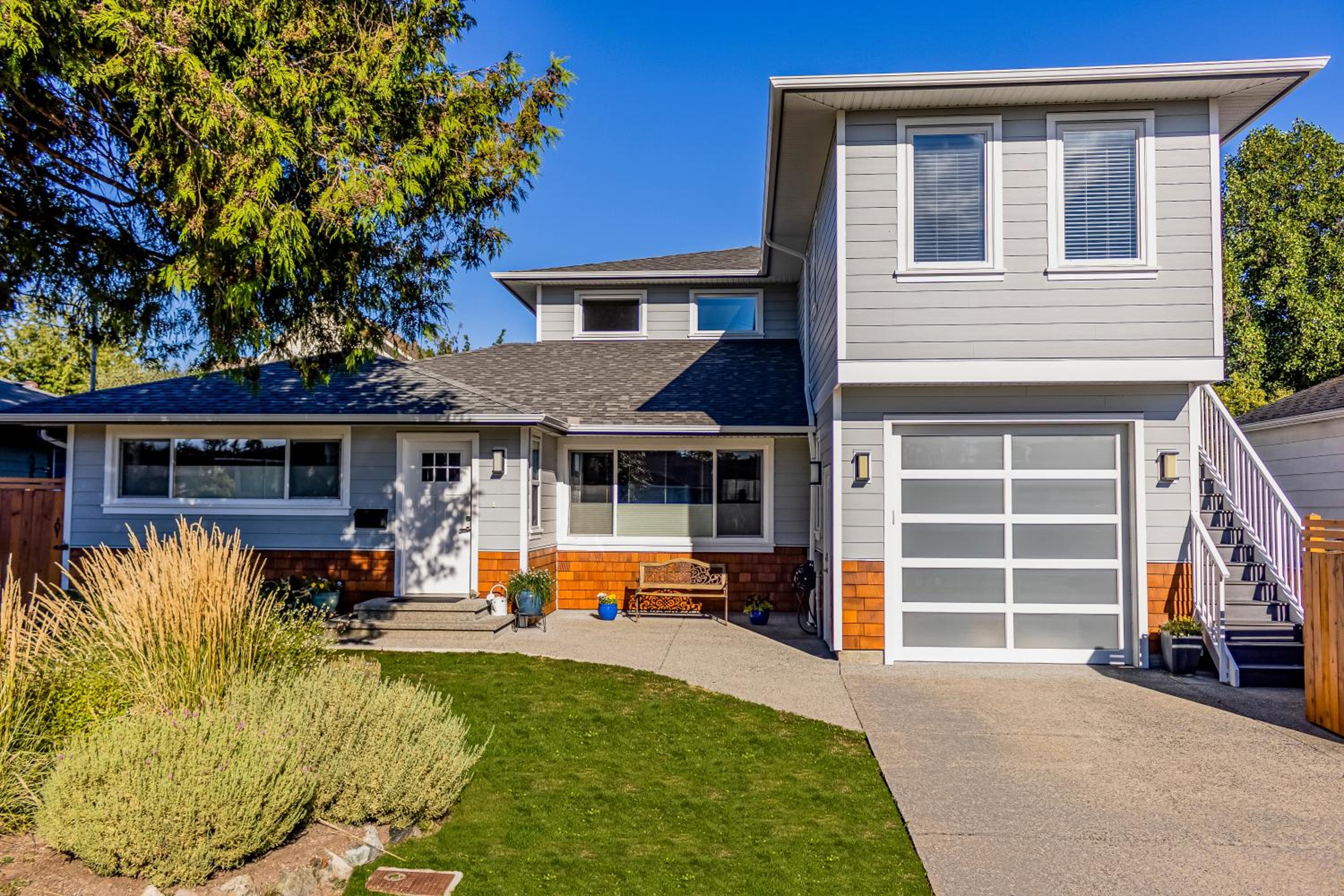 Victoria Vacations - LOCATION LOCATION LOCATION IMMACULATE 1 BEDROOM SUITE - Property Image 20