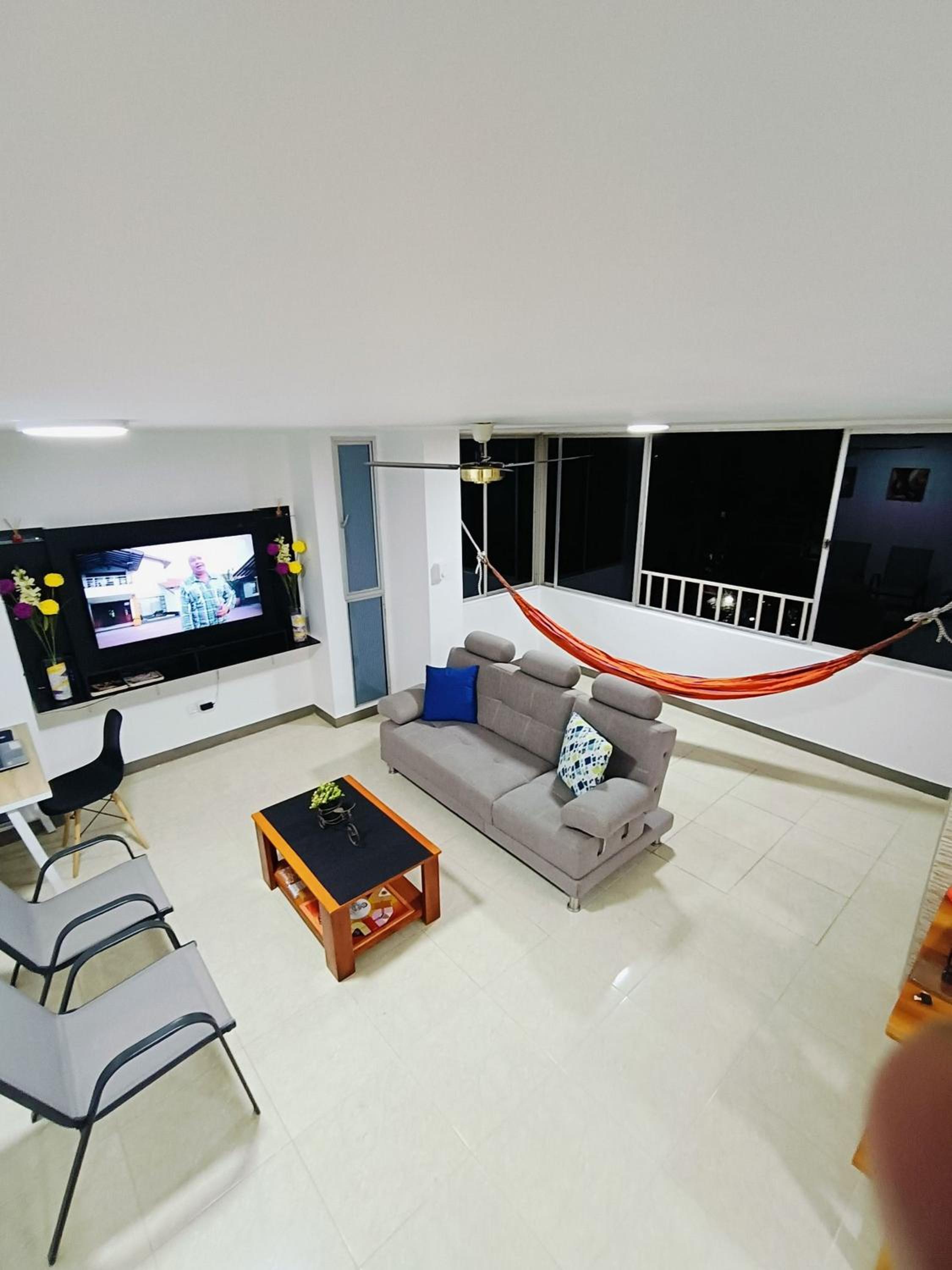 El Rodadero Hermoso Apartamento a 50m de la playa ven descansa o trabajar